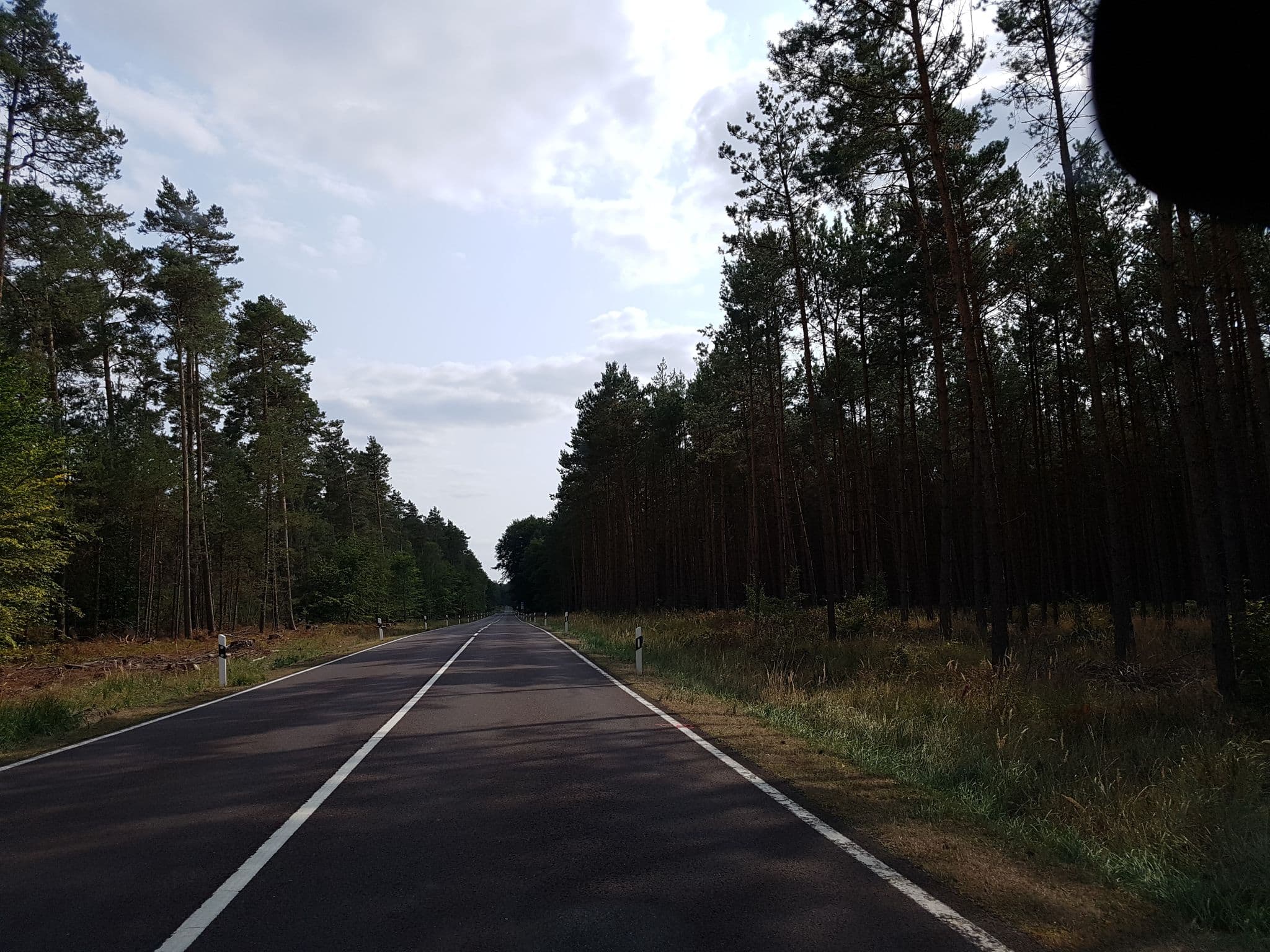 Street view near Pension zum Waldblick, Wiesenburg — © dsmm (CC BY-SA · Mapillary)