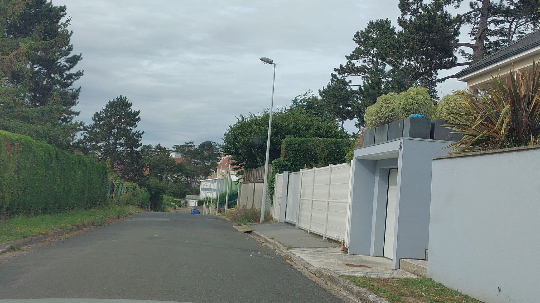 Street view near Villa La Monette, Criel-sur-Mer — © didier2020 (CC BY-SA · Mapillary)