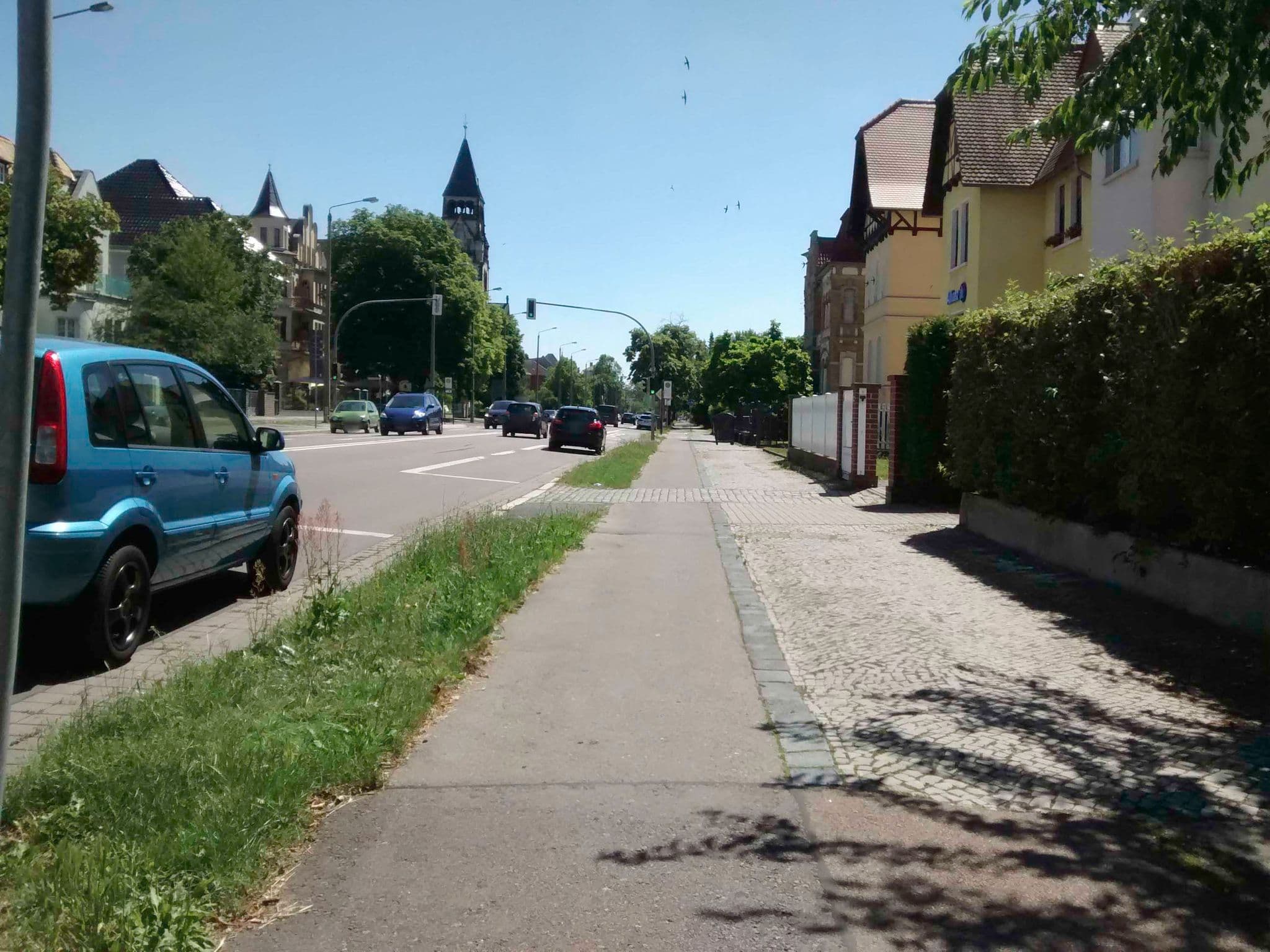 Street view near Pension Schiller & Schenke, Dessau — © didihn (CC BY-SA · Mapillary)
