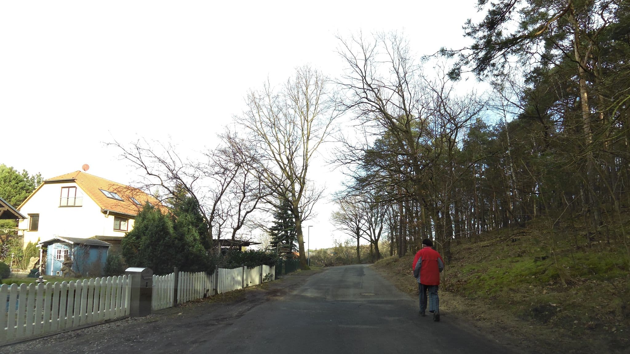 Street view near Ferienwohnung Schwinzer, Michendorf — © moenk (CC BY-SA · Mapillary)