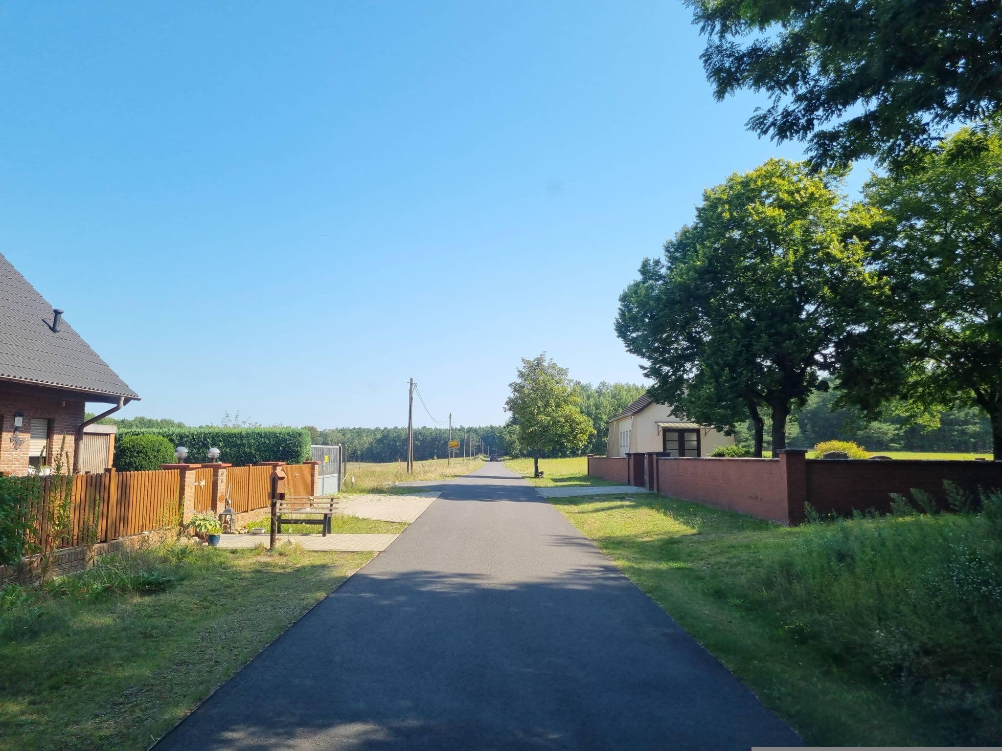 Street view near Bauernhofpension Klinkenmühle Inh. Andreas Lütteken, Luckenwalde — © dsmm (CC BY-SA · Mapillary)