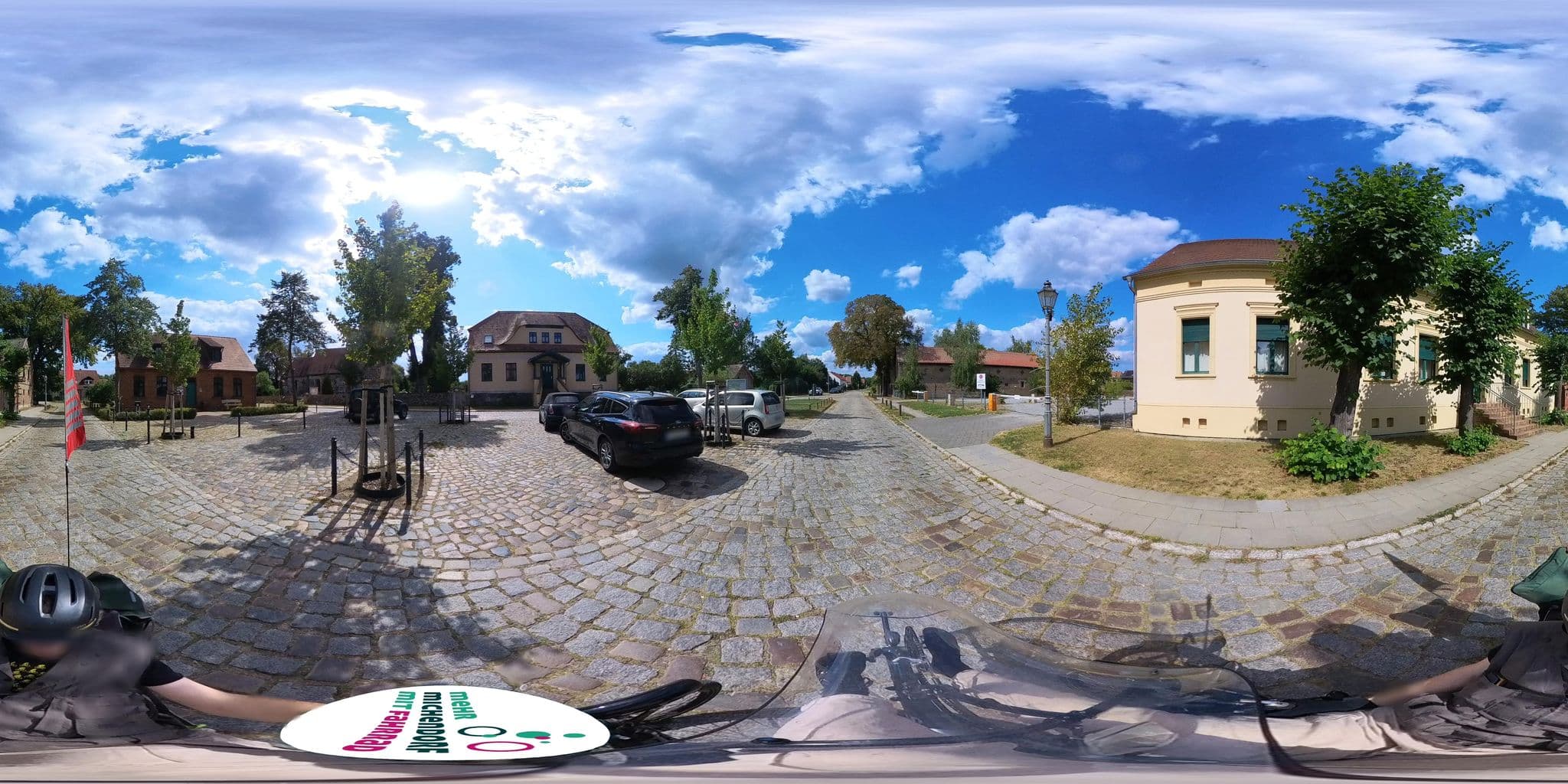 Street view near Geniessertouren, Michendorf — © hARTwig (CC BY-SA · Mapillary)