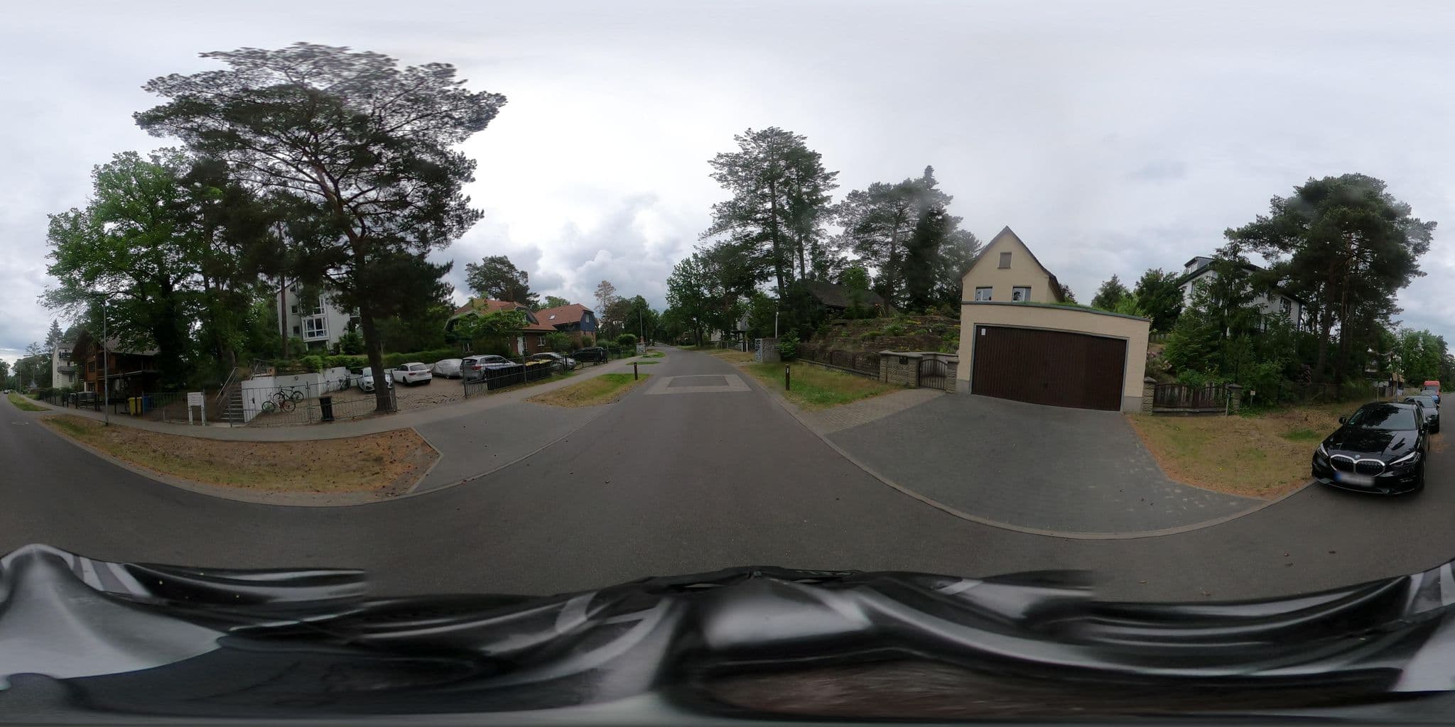 Street view near Zimmervermietung Villa Kiefernblick, Falkensee — © NoSa (CC BY-SA · Mapillary)
