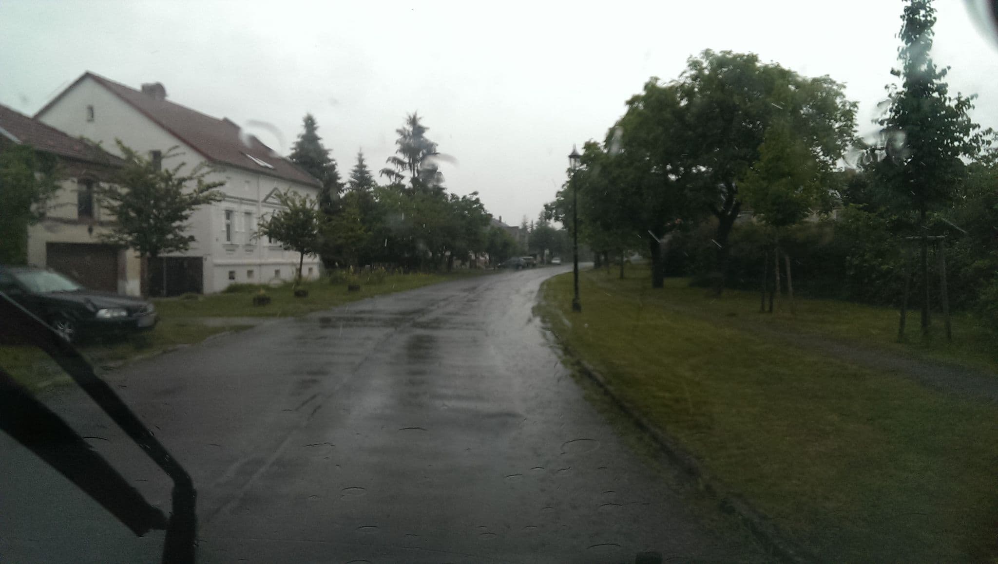 Street view near Edel Carmen-Viola Leierkastenfrau, Roskow — © bufonto (CC BY-SA · Mapillary)