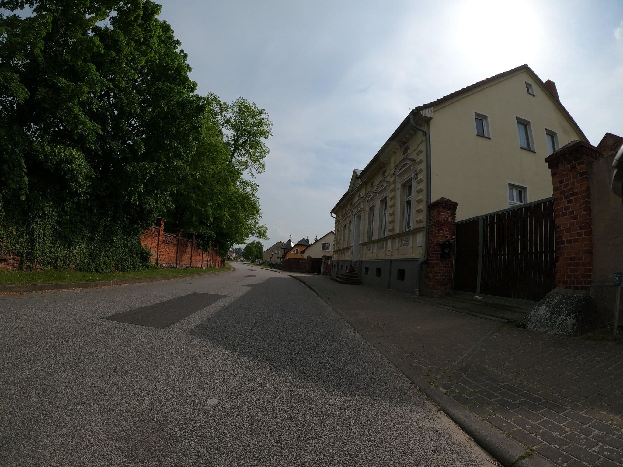 Street view near Sommerfeldscher Hof, Roskow — © Langfahrer (CC BY-SA · Mapillary)