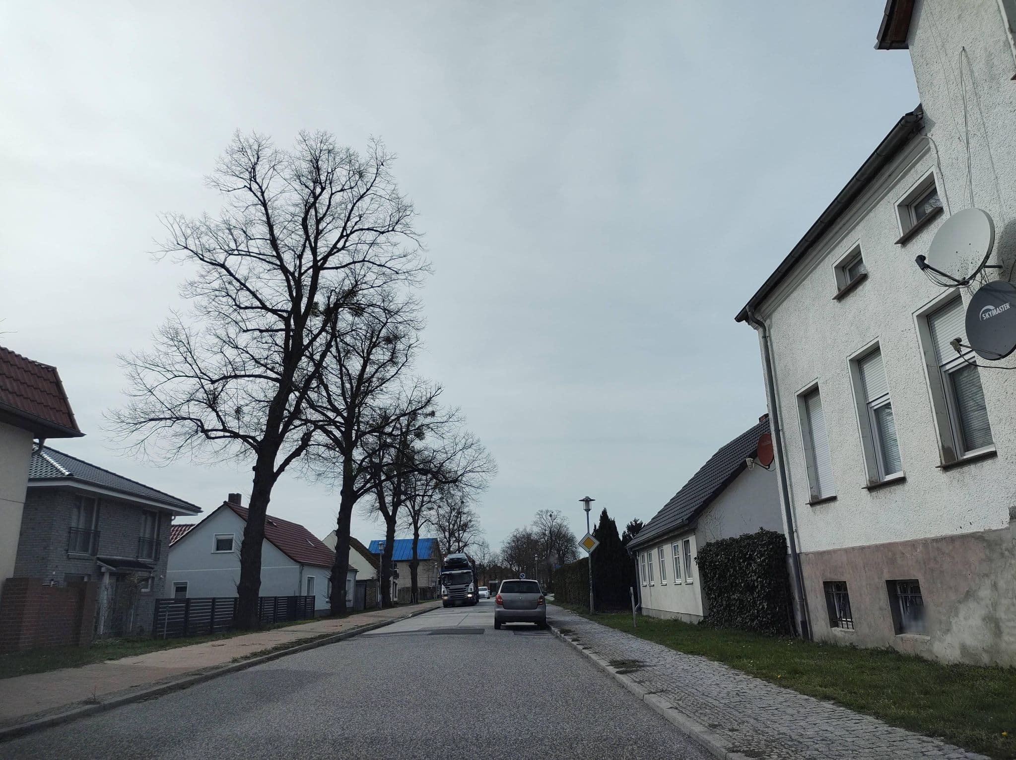 Street view near Ferienwohnung Schob, Wustermark — © thetornado76 (CC BY-SA · Mapillary)