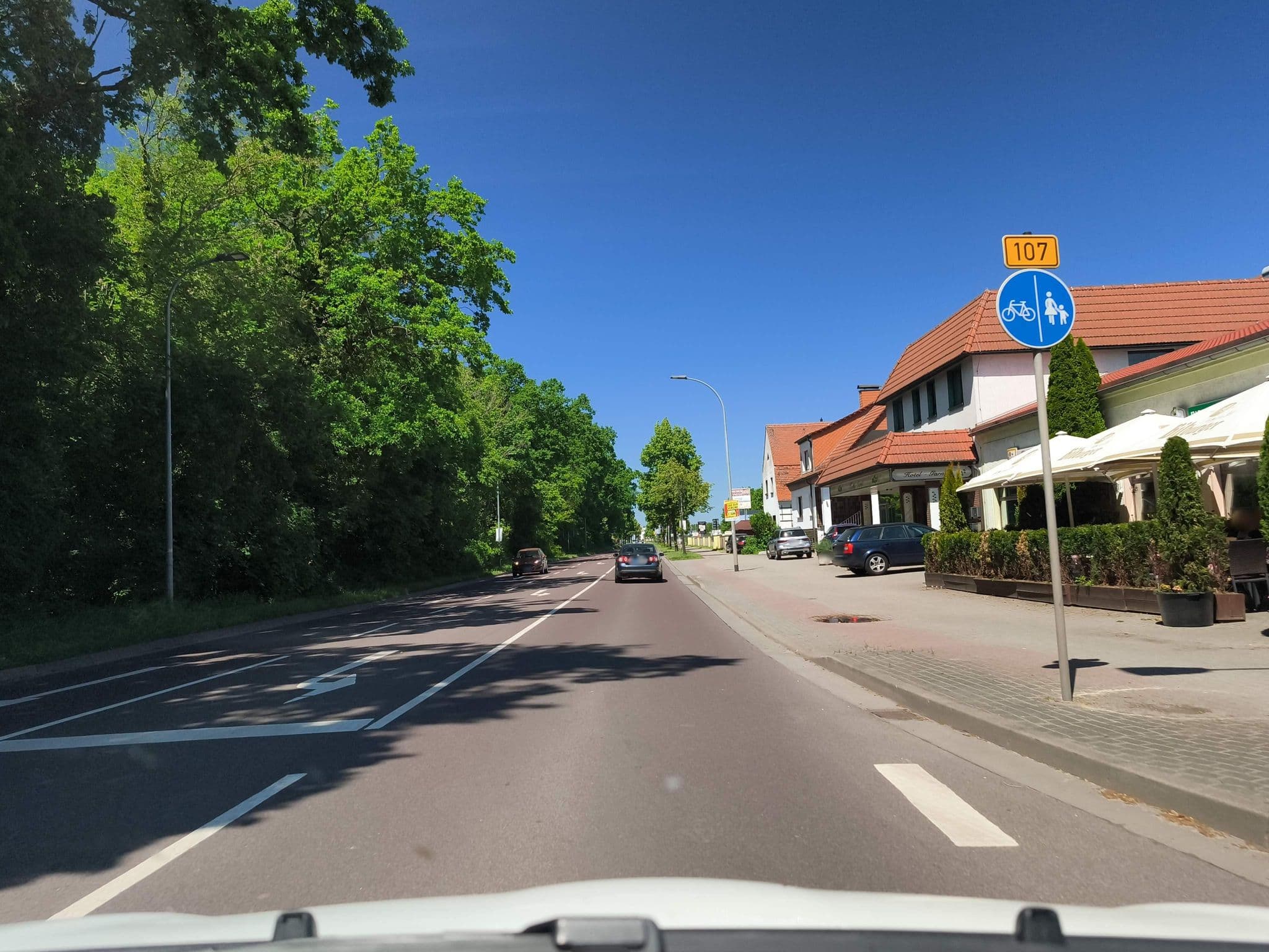Street view near Müllers Kartoffeleck, Genthin — © hotteliene (CC BY-SA · Mapillary)