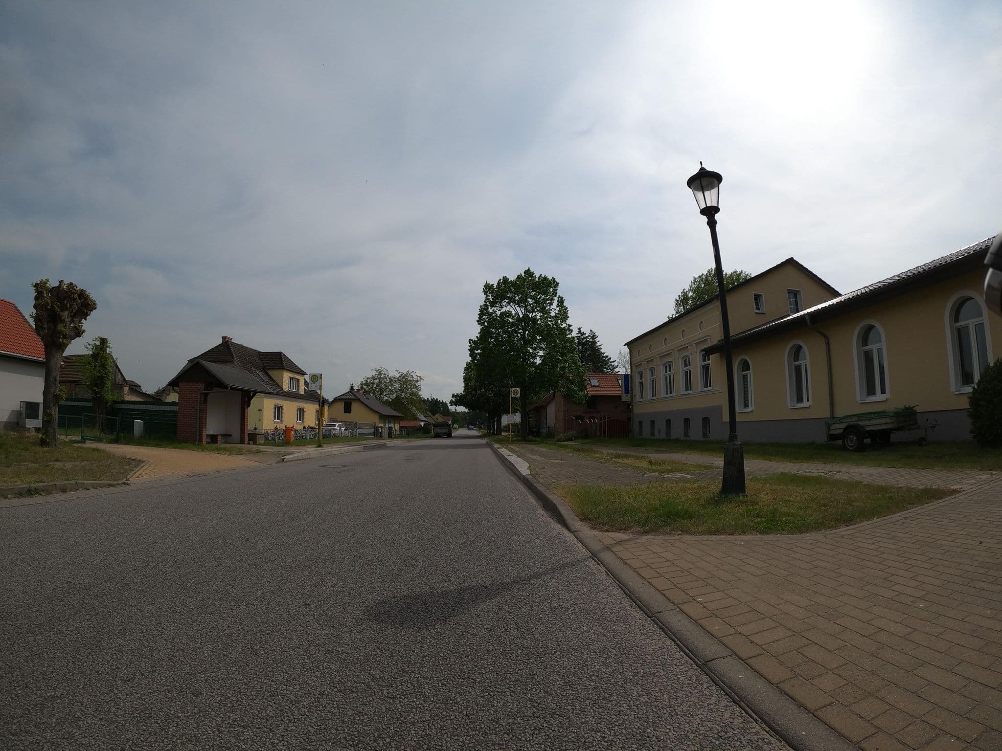 Street view near Casa Marmafactura, Roskow — © Langfahrer (CC BY-SA · Mapillary)