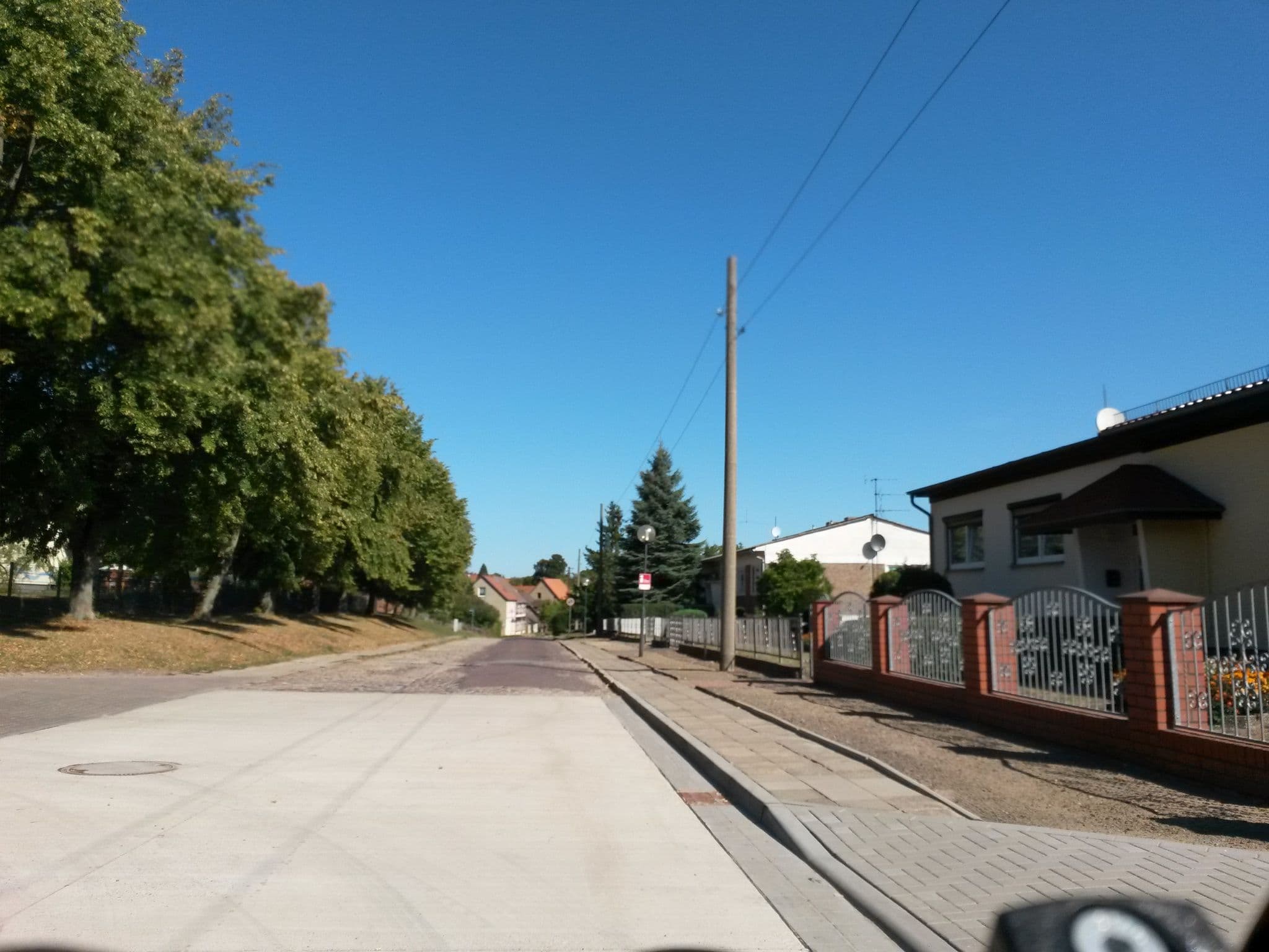 Street view near Helmut Fleischhauer, Arneburg — © rausk (CC BY-SA · Mapillary)