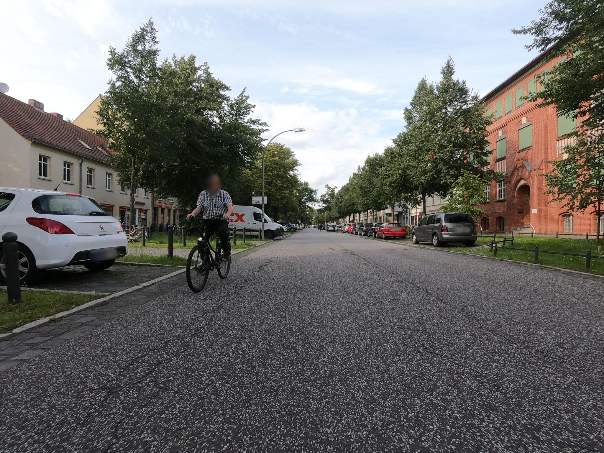 Street view near Abendquartier Potsdam, Potsdam — © carlheinz (CC BY-SA · Mapillary)