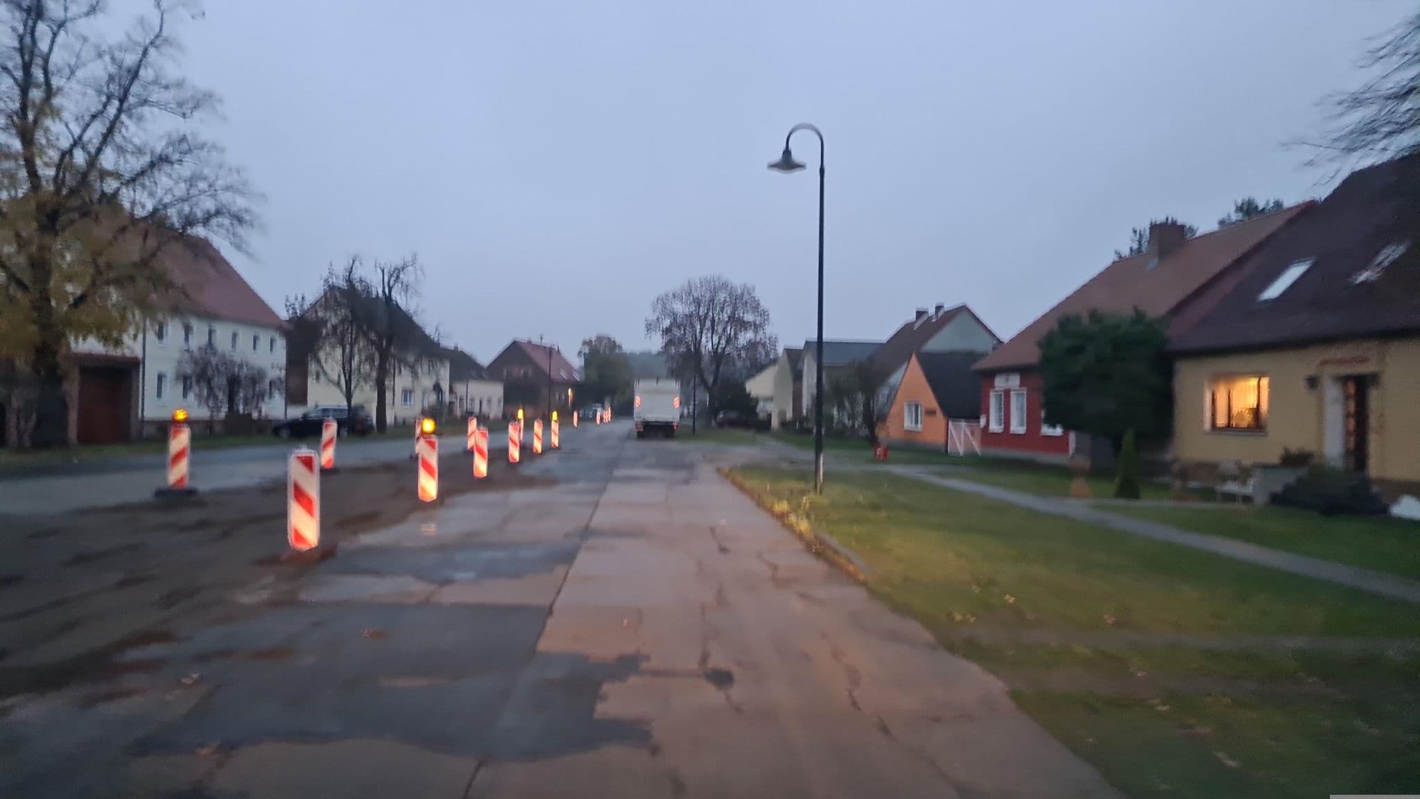 Street view near Märkisches Landhaus Bartsch, Luckenwalde — © dsmm (CC BY-SA · Mapillary)