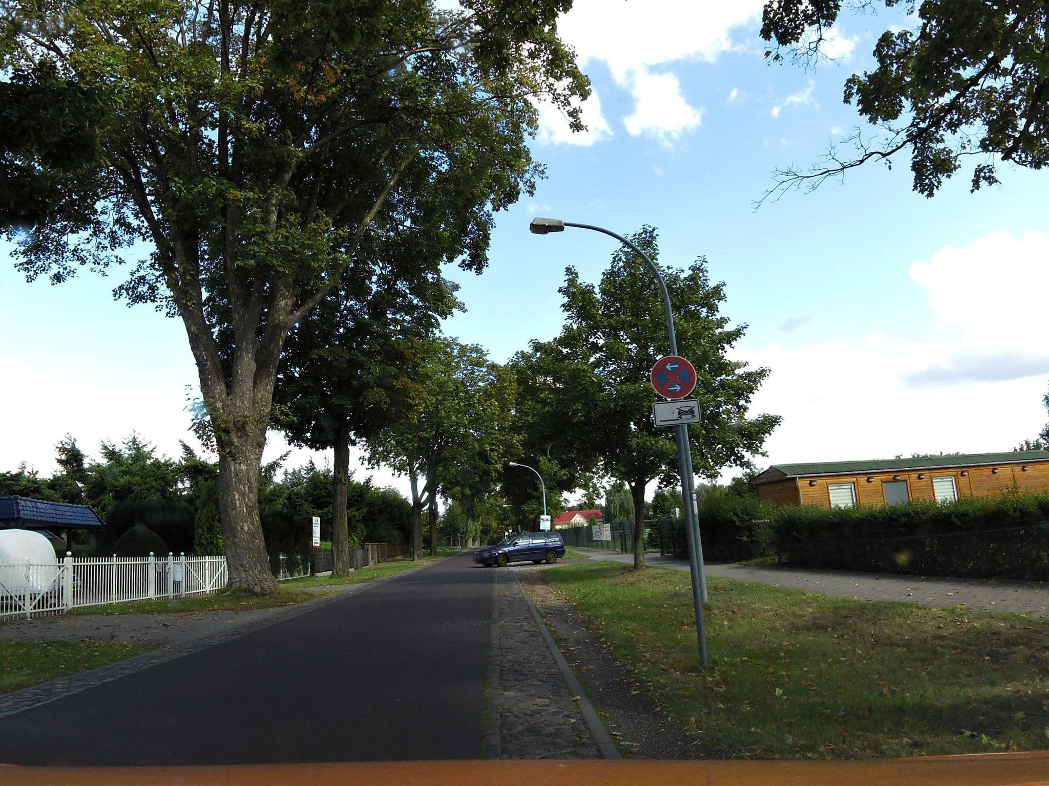Street view near Havelland Resort ****, Staaken — © moenk (CC BY-SA · Mapillary)