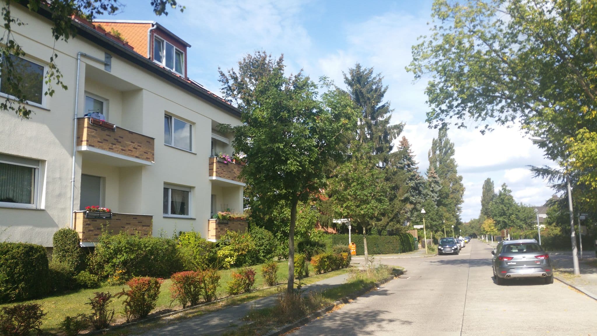 Street view near Zimmervermietung Berlin-Spandau, Wilhelmstadt — © dirk81 (CC BY-SA · Mapillary)