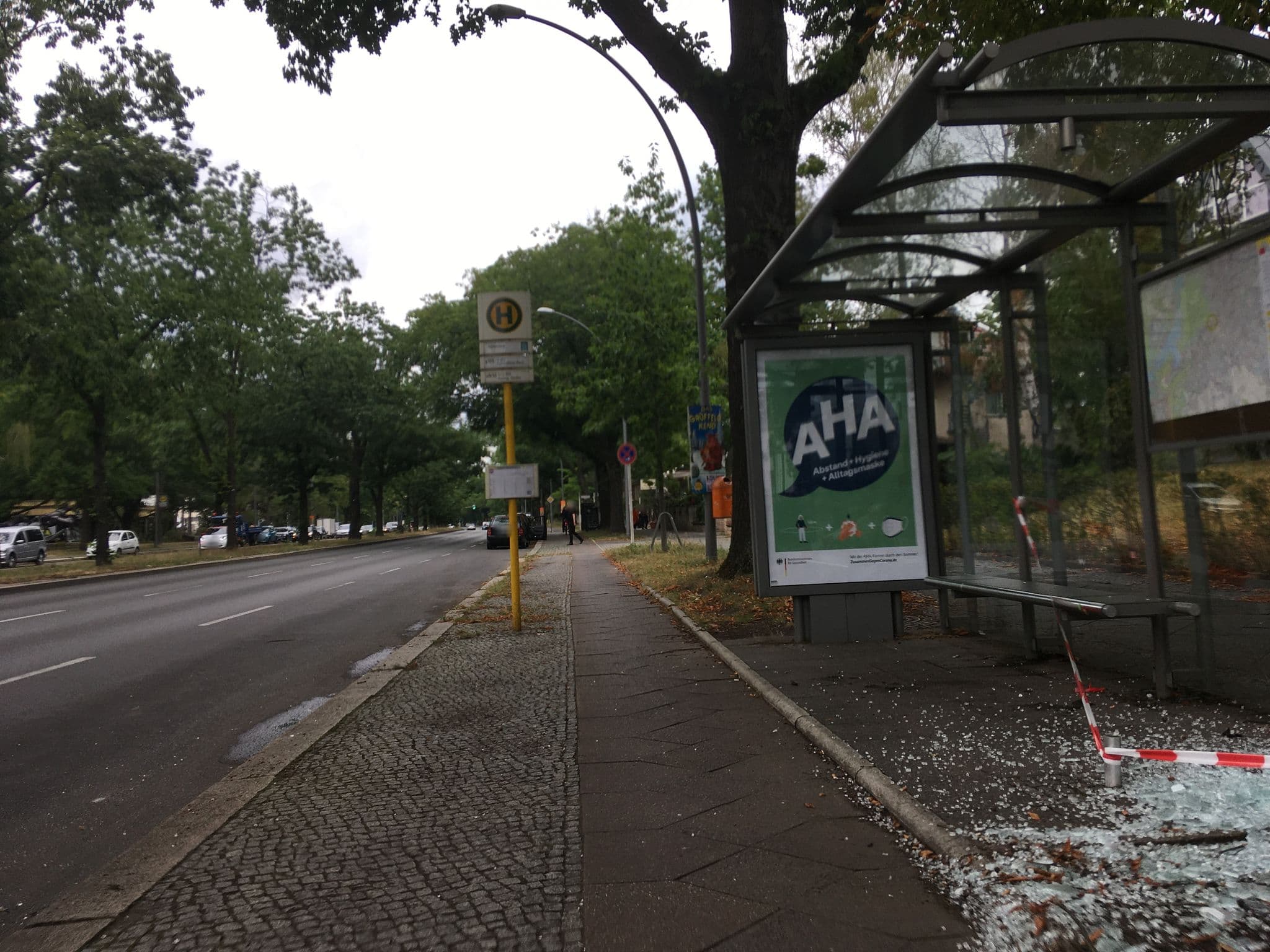 Street view near Appartment Hotel Dahlem, Dahlem — © eserte (CC BY-SA · Mapillary)
