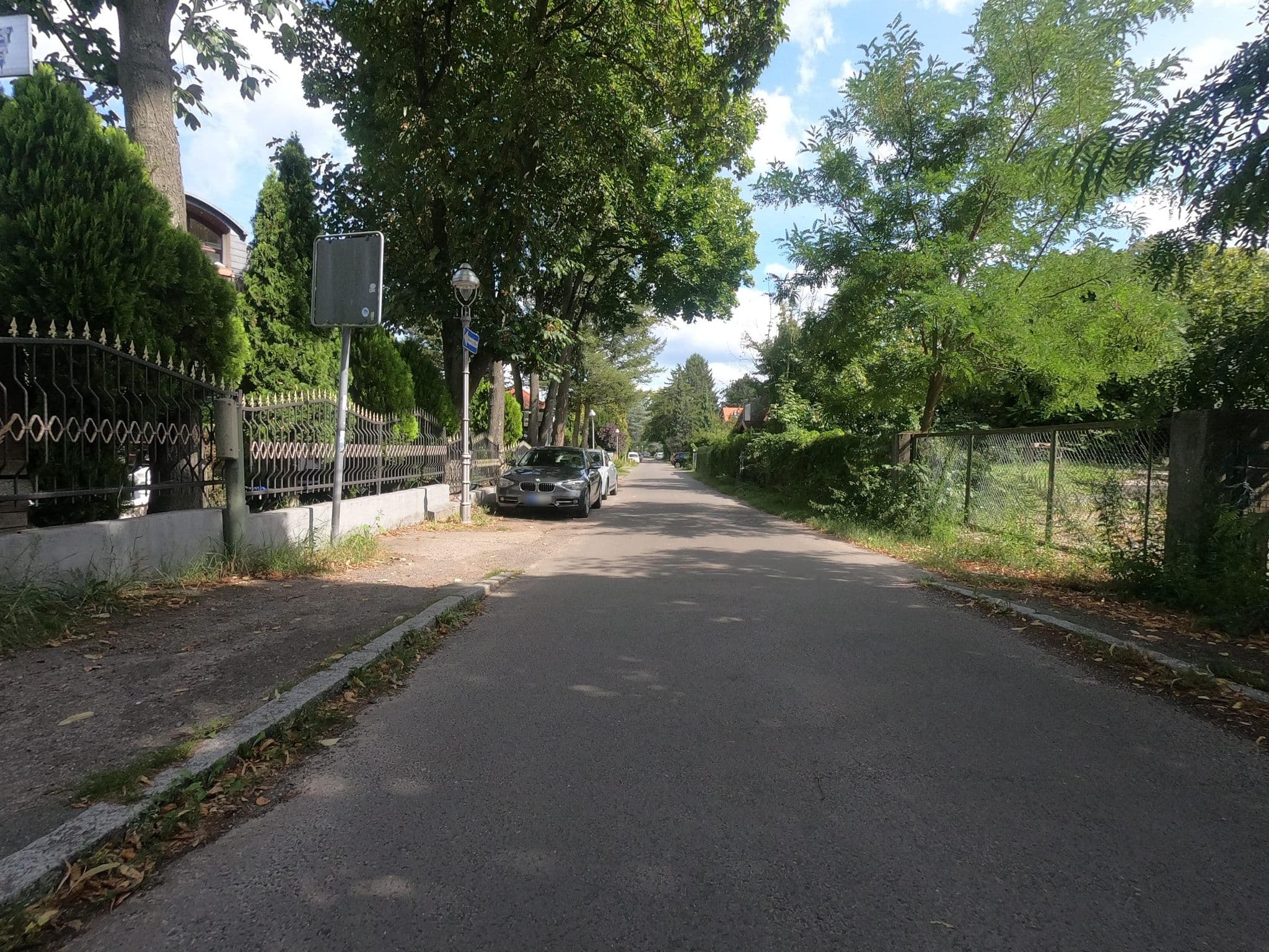 Street view near Pension Sena, Wilhelmstadt — © carlheinz (CC BY-SA · Mapillary)