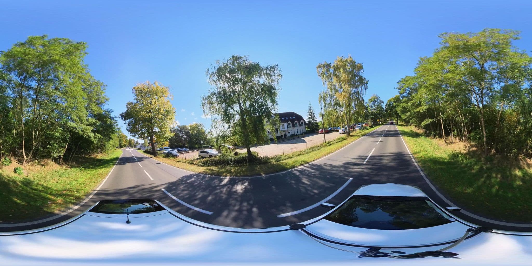 Street view near Strandhotel Germendorf, Leegebruch — © osmplus_org (CC BY-SA · Mapillary)