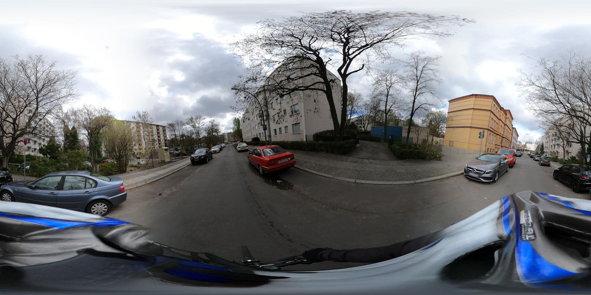 Street view near Nikol Apartment, Hansaviertel — © eserte (CC BY-SA · Mapillary)