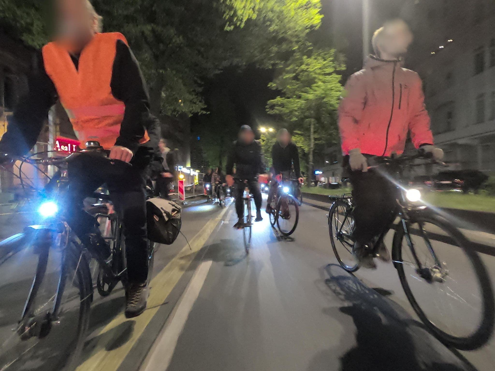 Street view near Ivbergs Hotel Charlottenburg, Charlottenburg — © carlheinz (CC BY-SA · Mapillary)