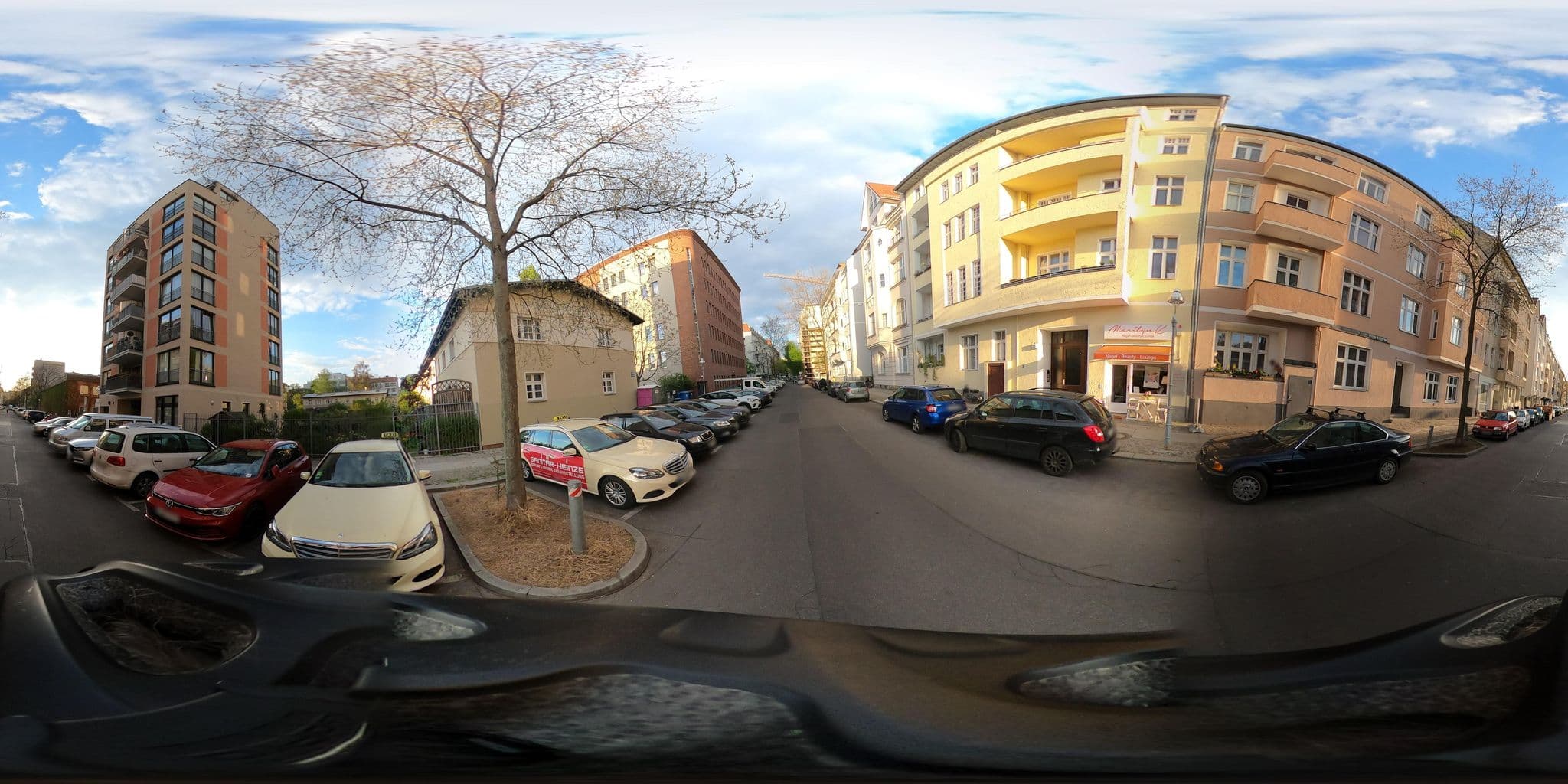 Street view near CityArt Hotel, Halensee — © yorbs123 (CC BY-SA · Mapillary)