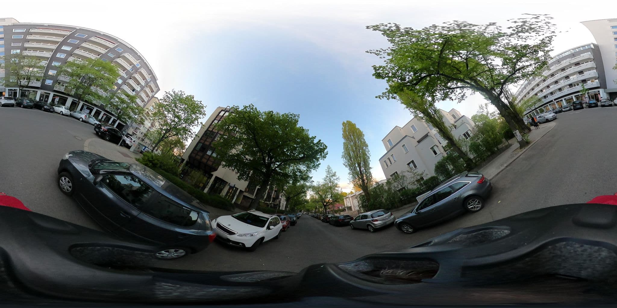 Street view near Wonderful Berlin, Halensee — © yorbs123 (CC BY-SA · Mapillary)