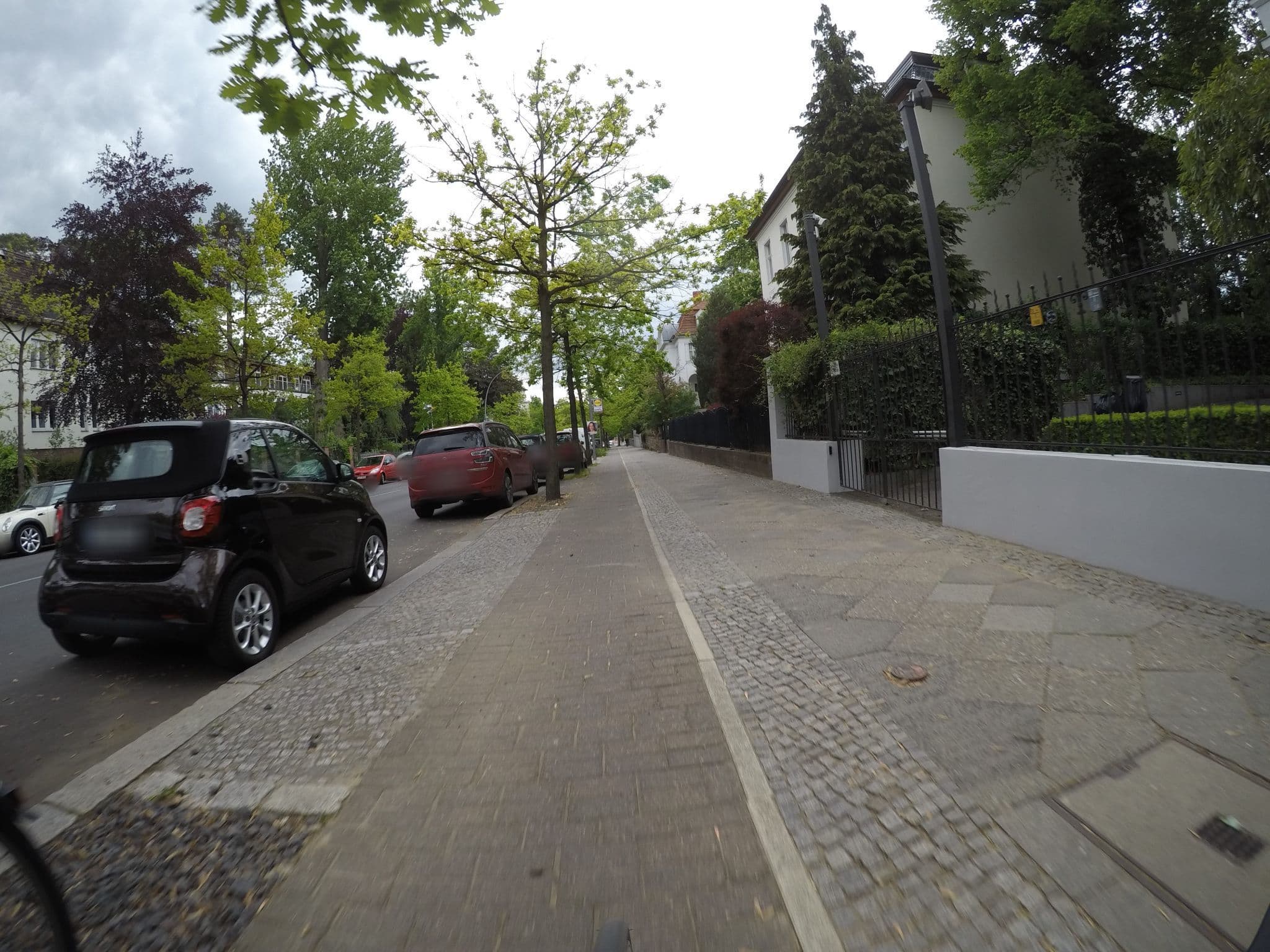 Street view near Messe Apartment Berlin, Halensee — © kartonage (CC BY-SA · Mapillary)