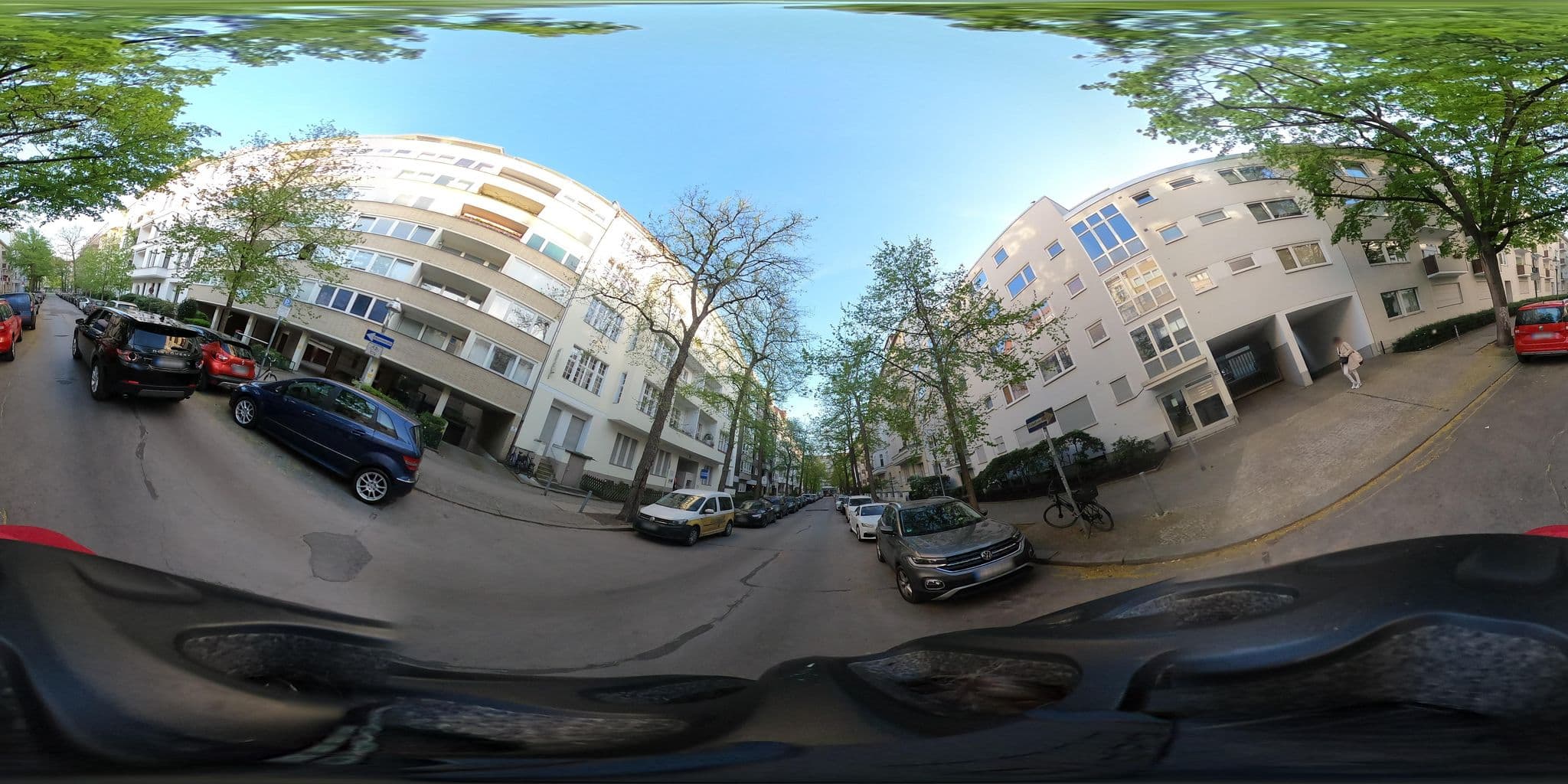 Street view near Hotel Bregenzer, Halensee — © yorbs123 (CC BY-SA · Mapillary)
