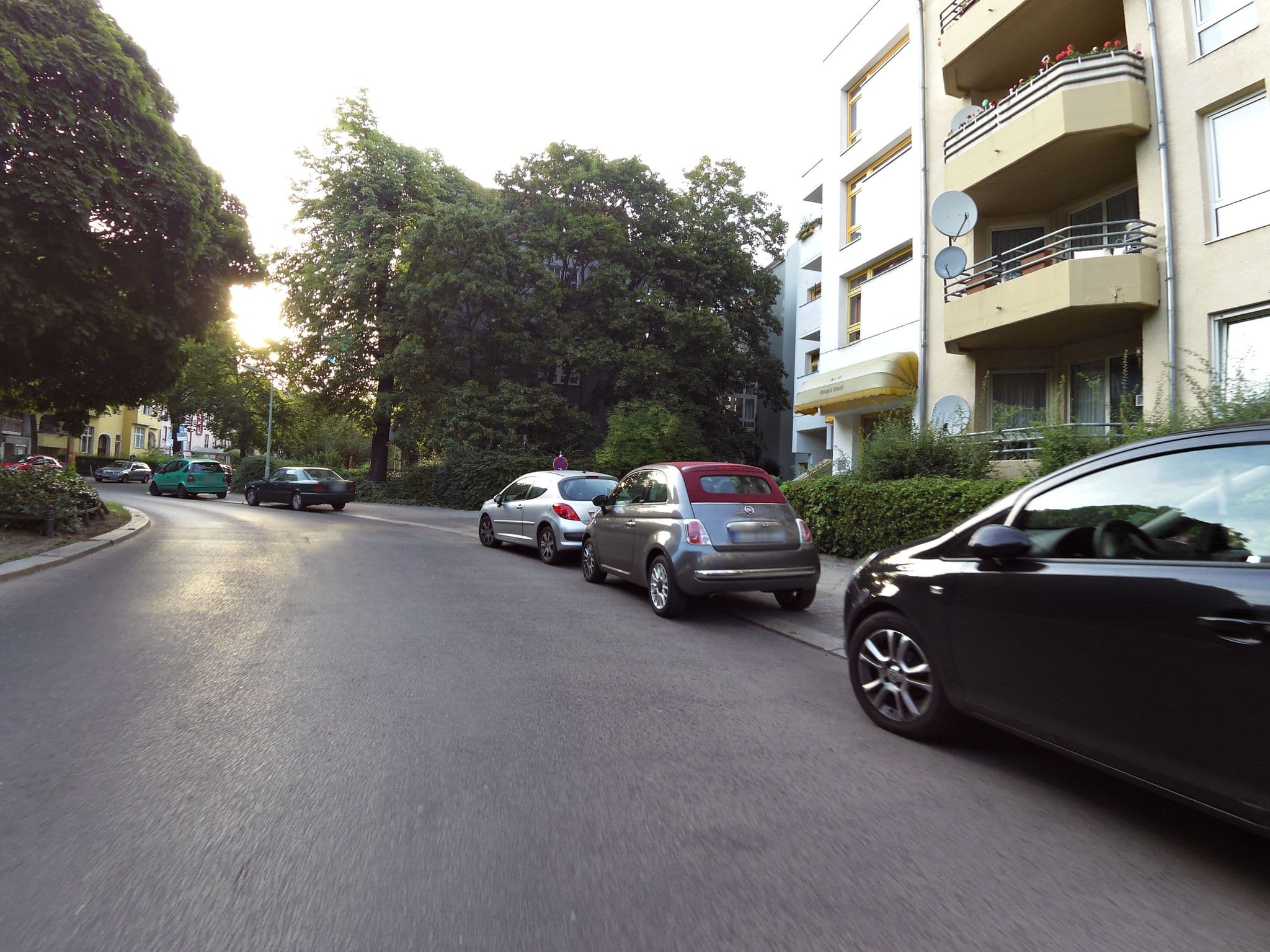 Street view near Appartements Berlin-Steglitz - Familie Saatz, Steglitz — © moenk (CC BY-SA · Mapillary)