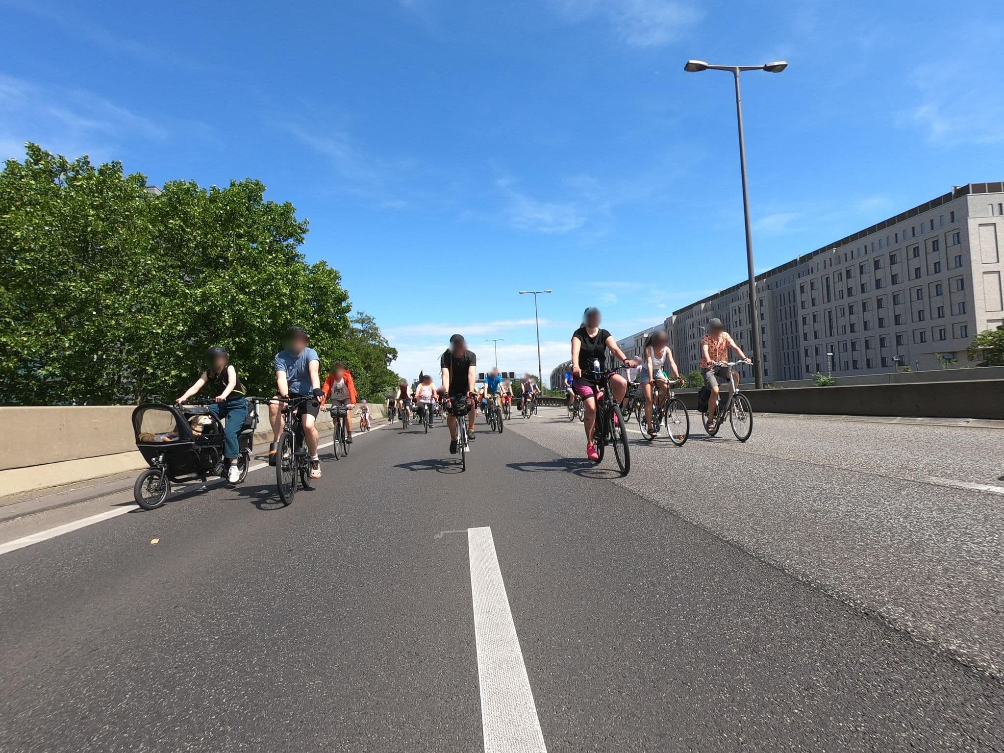 Street view near Hotel Garni Prinzregent, Friedenau — © carlheinz (CC BY-SA · Mapillary)