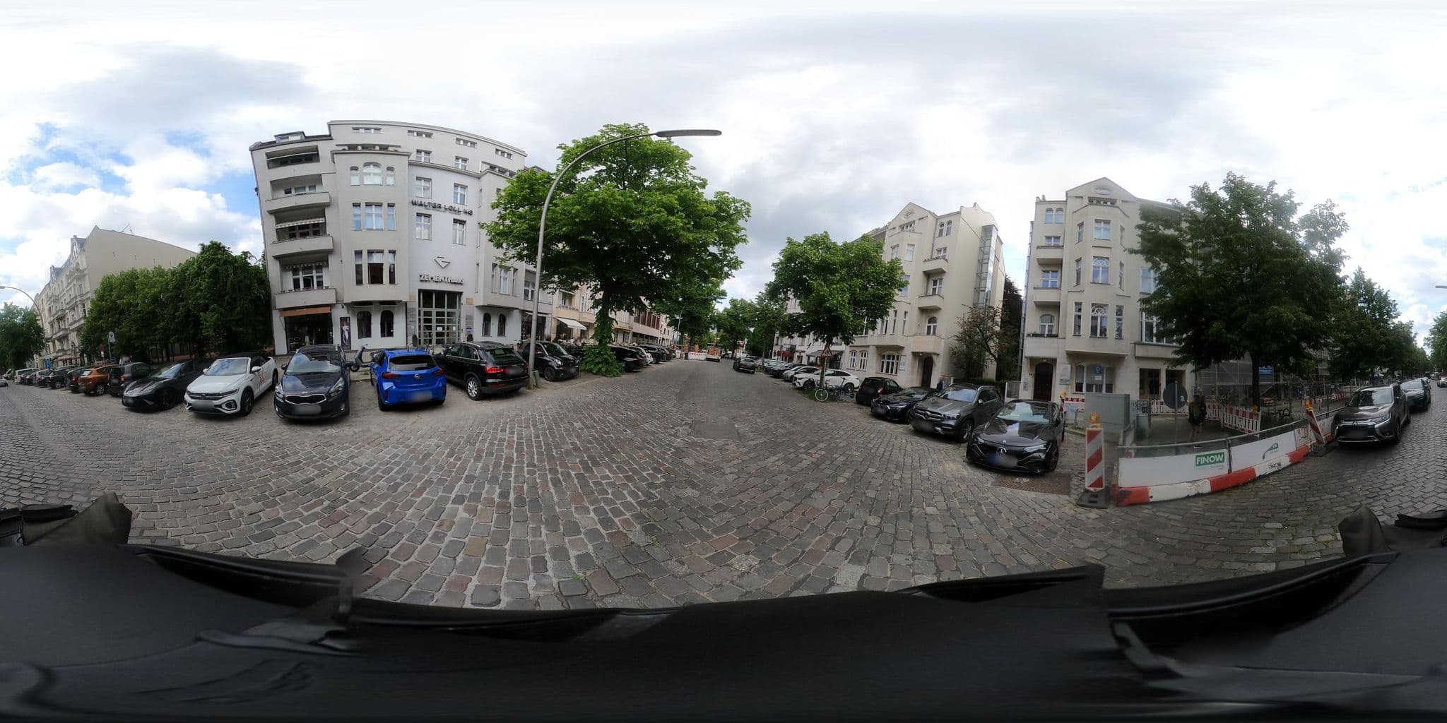 Street view near Hotel Aida, Schöneberg — © mlvln (CC BY-SA · Mapillary)
