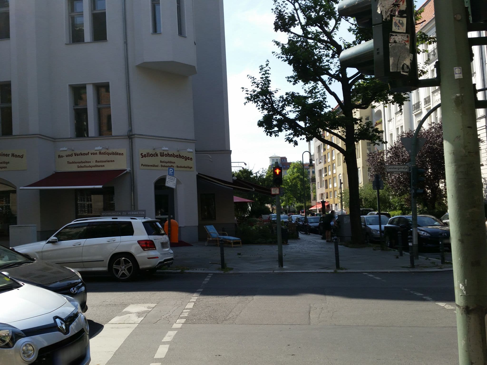 Street view near Stars Guesthouse Berlin, Schöneberg — © jopparn (CC BY-SA · Mapillary)