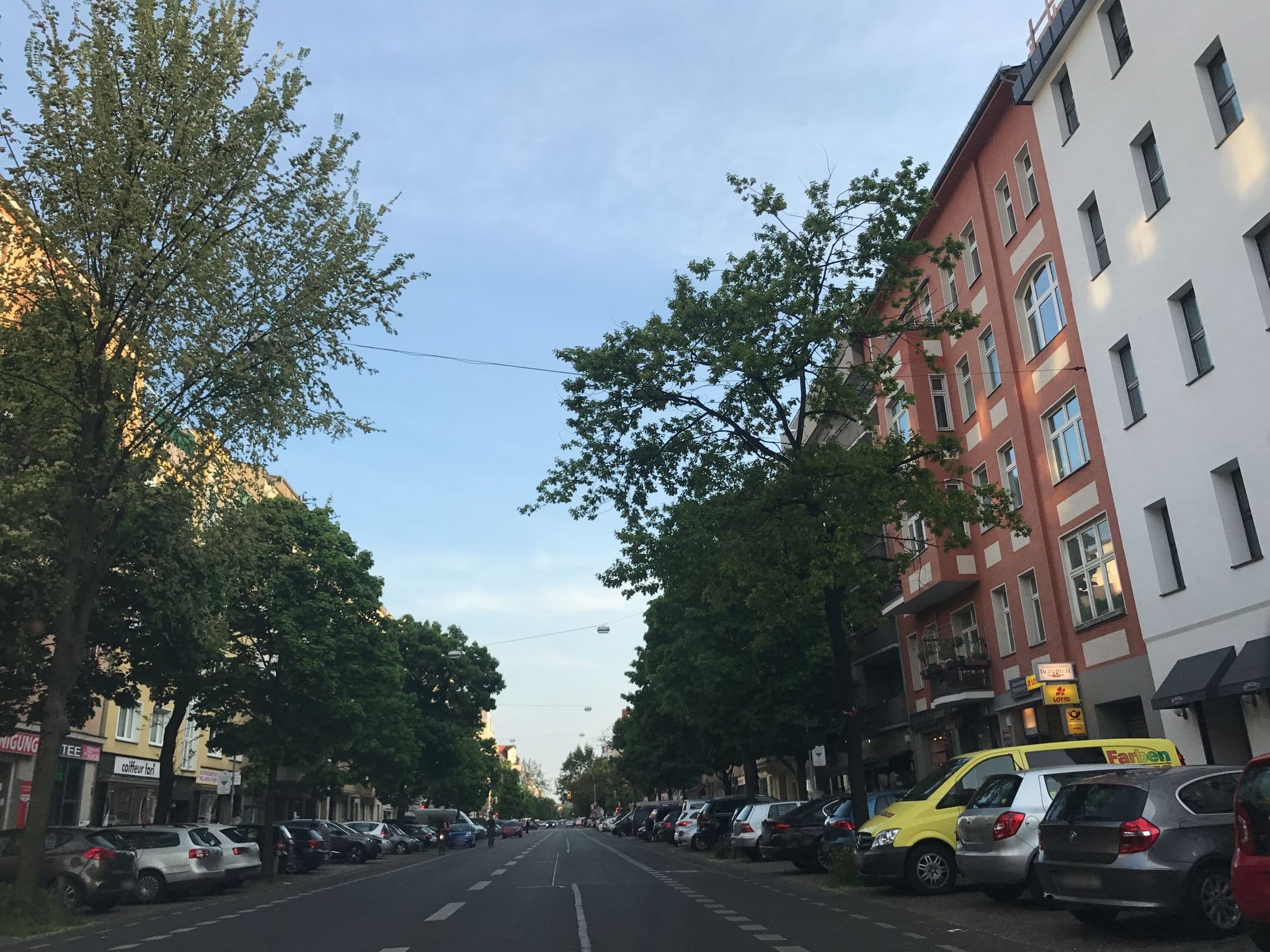 Street view near Hotel Domus, Schöneberg — © tb4711 (CC BY-SA · Mapillary)