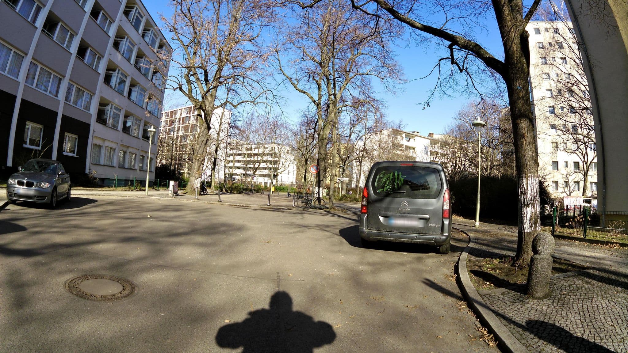 Street view near Hotel City Gallery Berlin, Schöneberg — © moenk (CC BY-SA · Mapillary)
