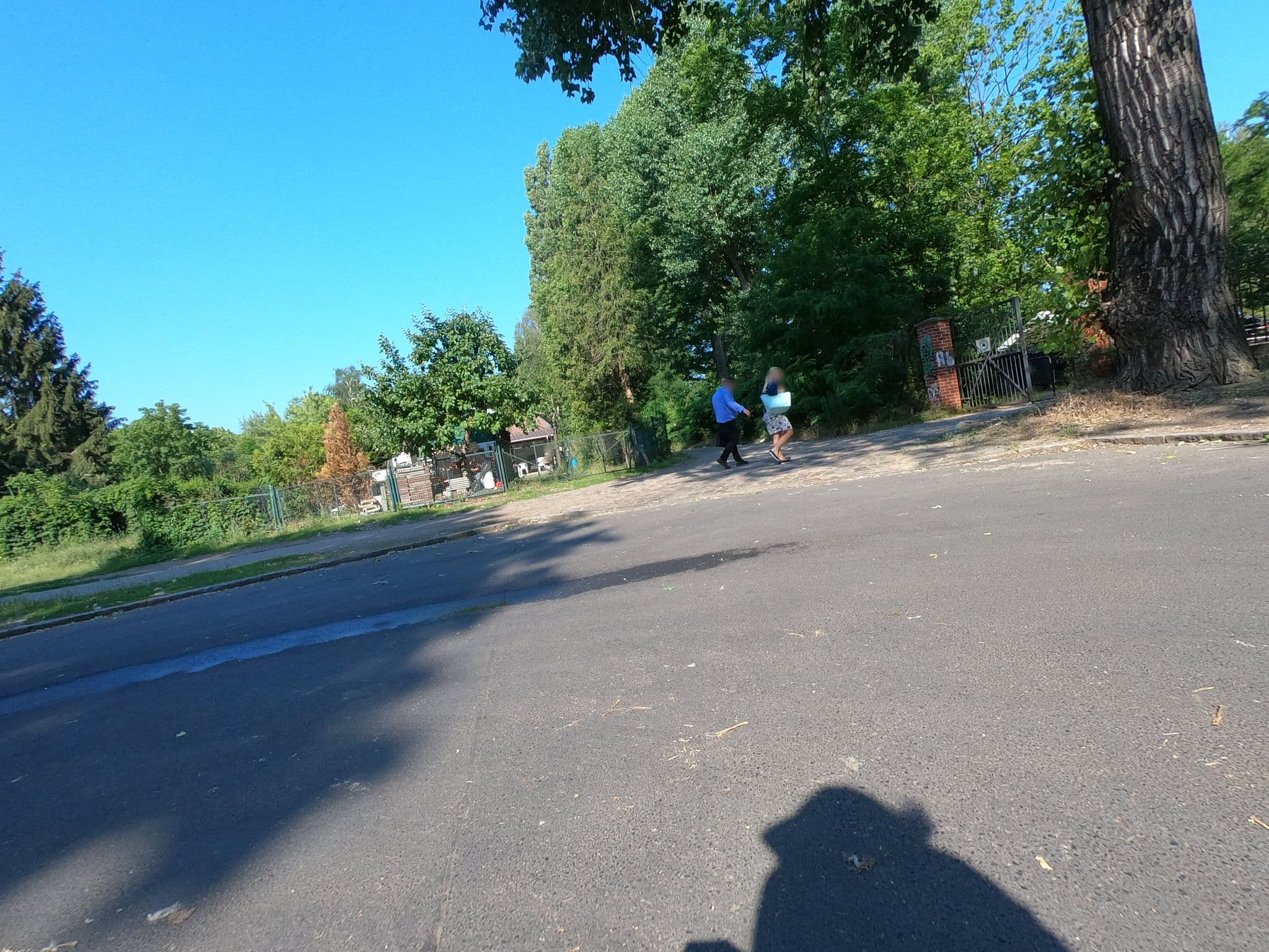 Street view near Berliner Jugendclub, Wittenau — © carlheinz (CC BY-SA · Mapillary)