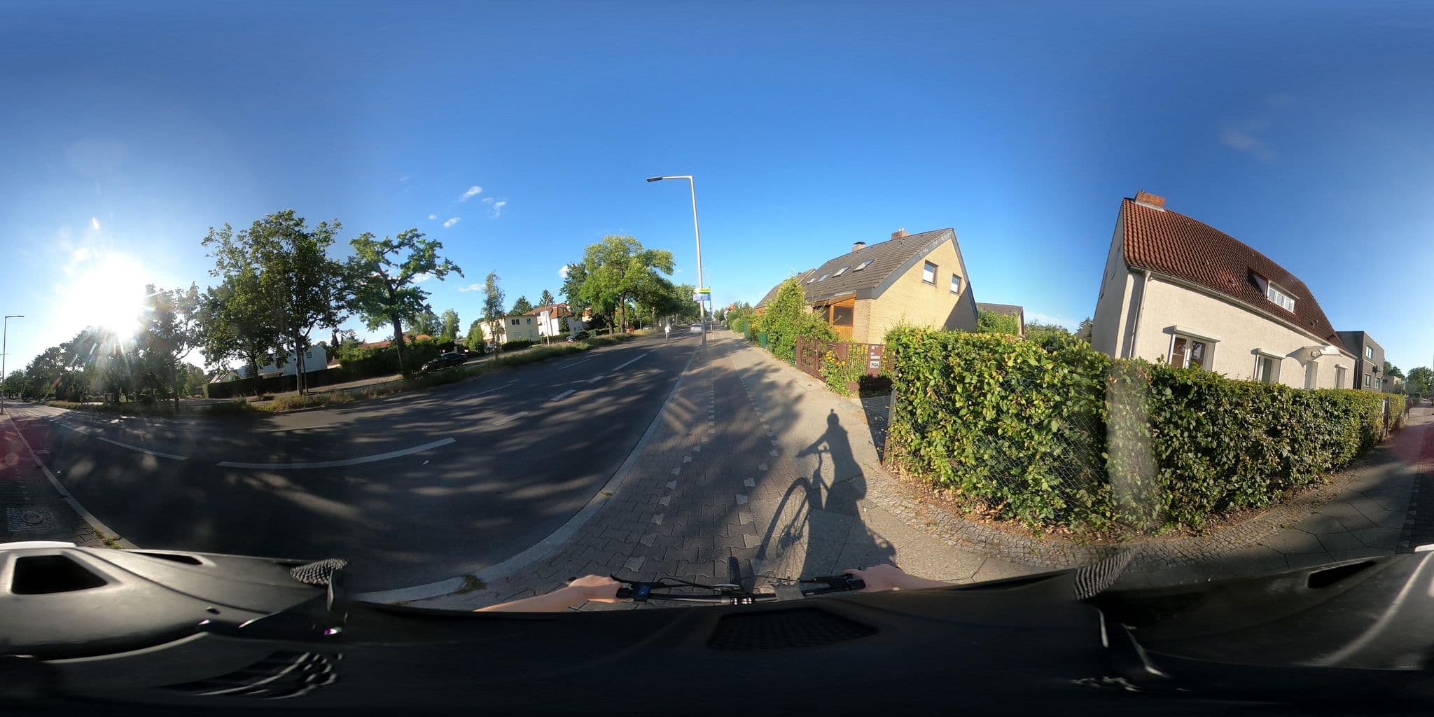 Street view near Kamlowski, Lichtenrade — © i_louisa (CC BY-SA · Mapillary)