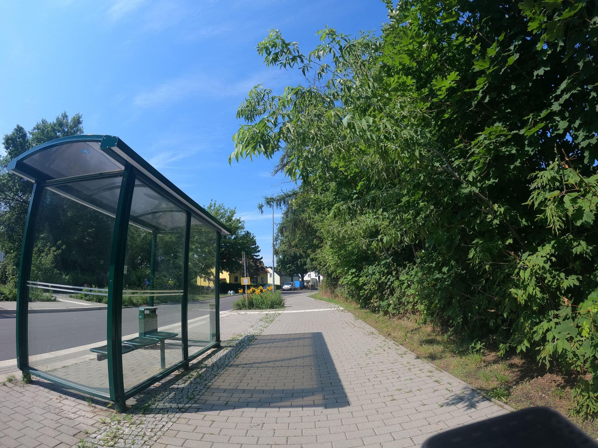 Street view near Pension Thiemes Inh. Jürgen Stell, Mahlow — © stefanhrt (CC BY-SA · Mapillary)