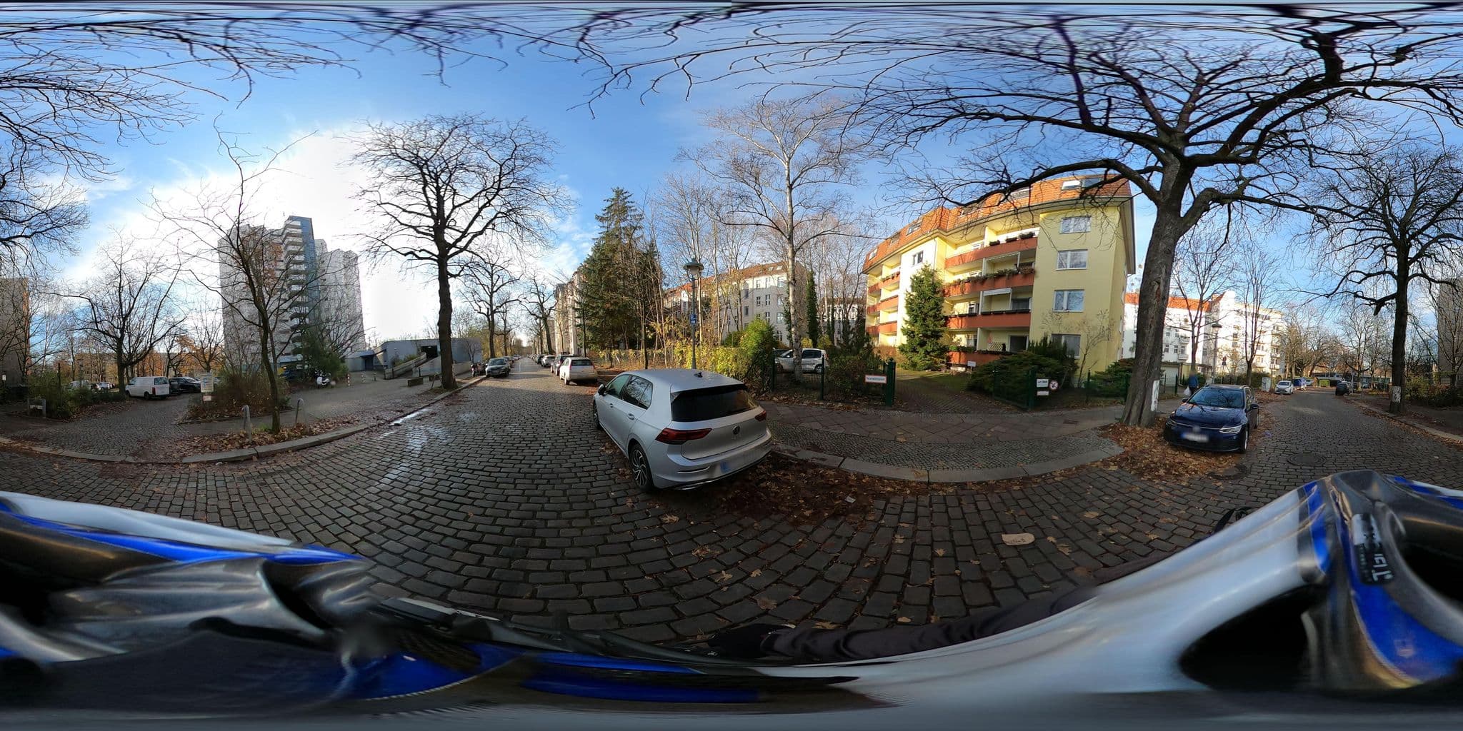 Street view near Central Apartments, Steglitz — © eserte (CC BY-SA · Mapillary)