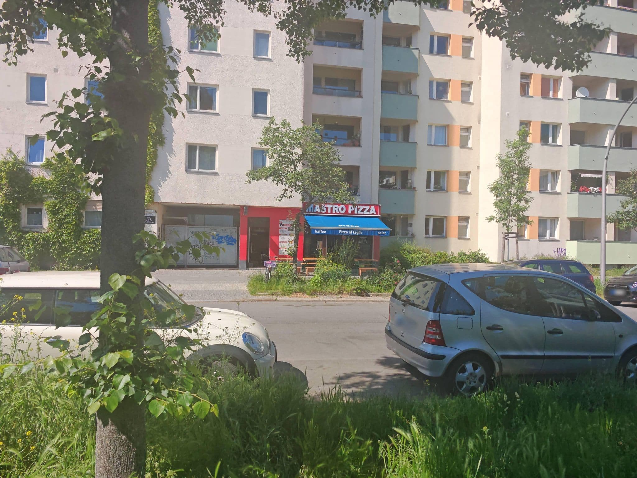 Street view near Price Apartments Berlin, Schöneberg — © scngmbh (CC BY-SA · Mapillary)