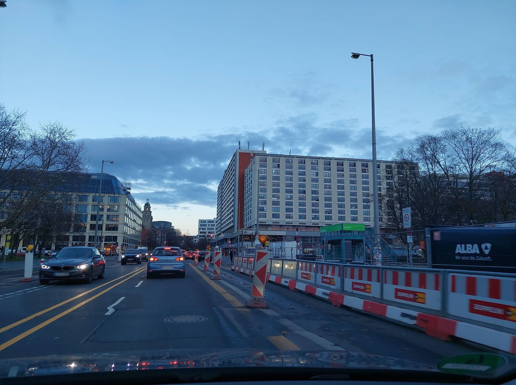 Street view near Stadrum Stall, Mitte — © DBSEV_SBB (CC BY-SA · Mapillary)