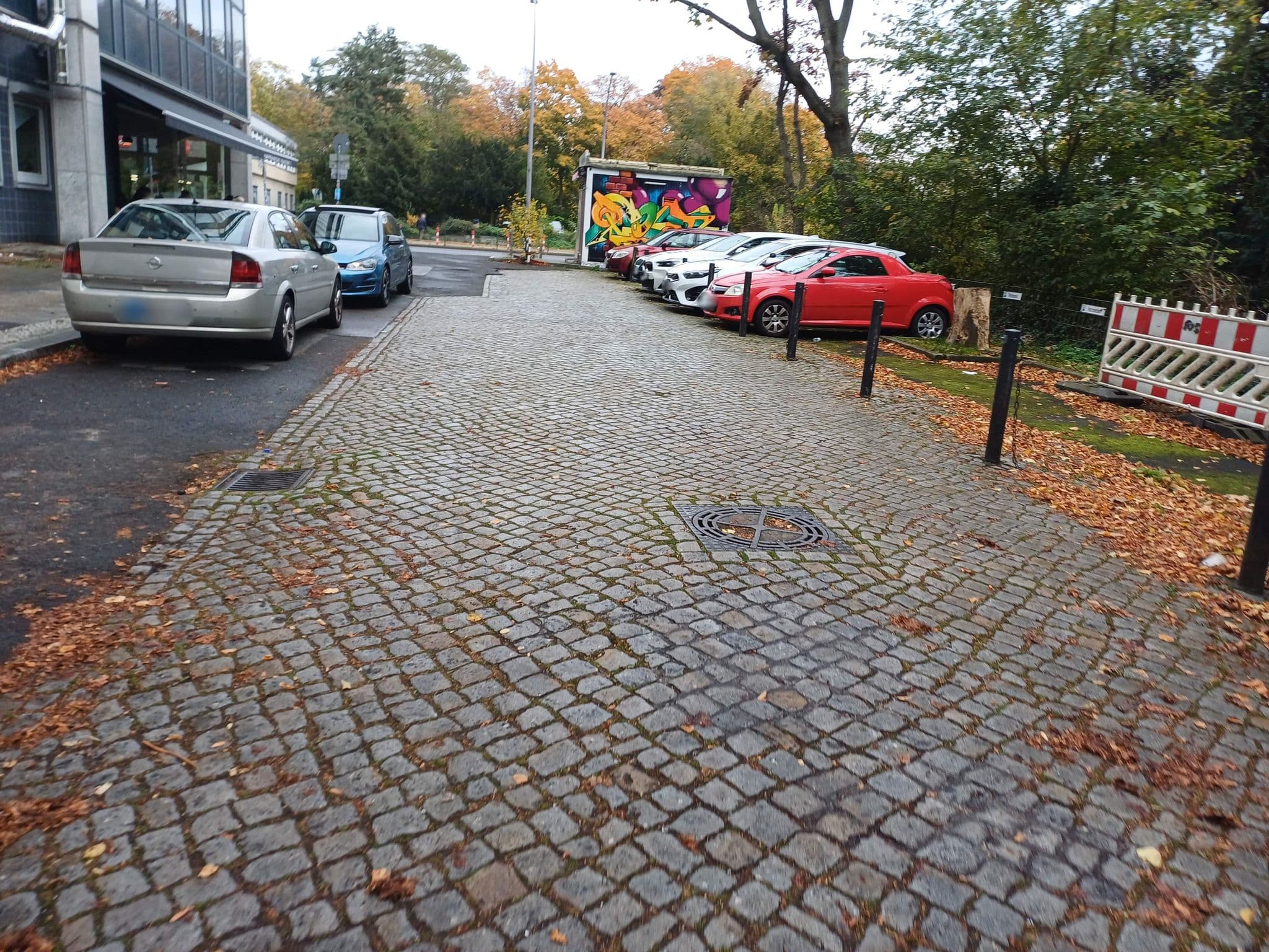 Street view near Limehome Luise-Henriette Str, Tempelhof — © wentus (CC BY-SA · Mapillary)