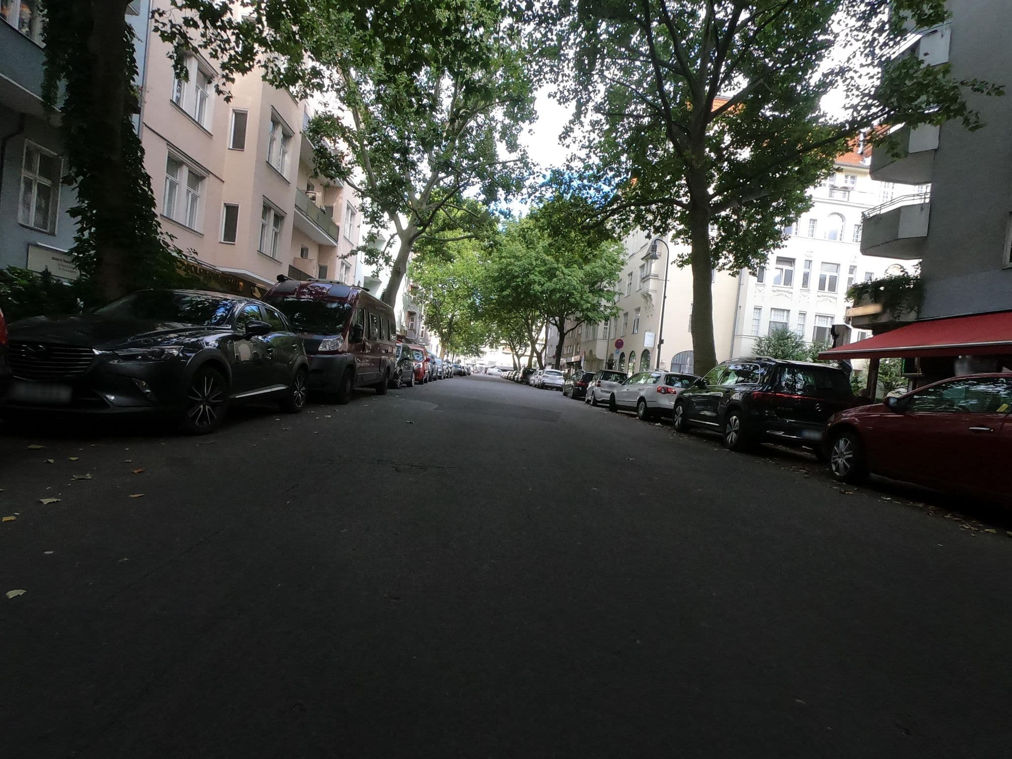 Street view near Gastgezin Klöhn, Schöneberg — © carlheinz (CC BY-SA · Mapillary)