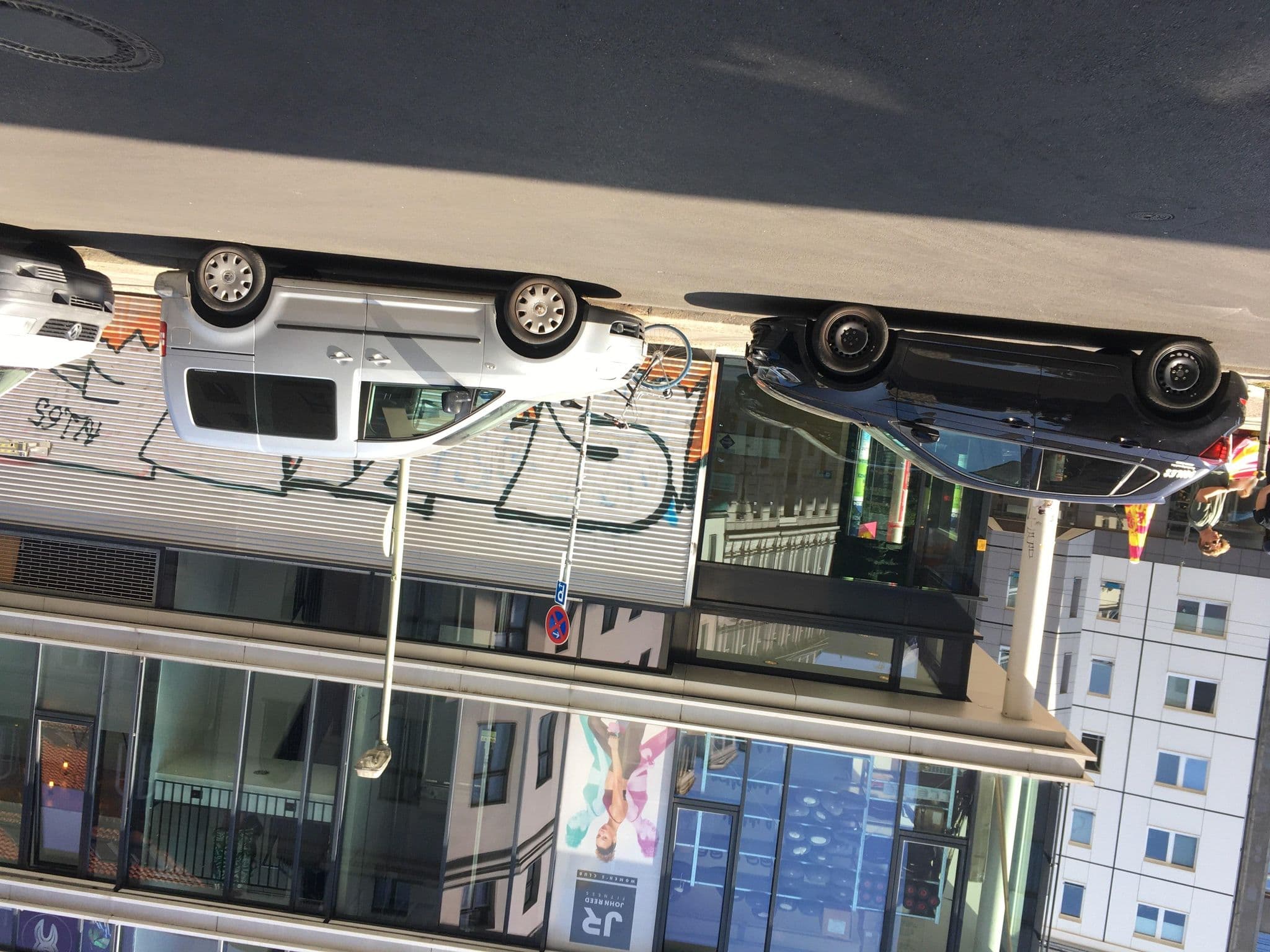 Street view near Berlinapartment, Berlin — © carlheinz (CC BY-SA · Mapillary)