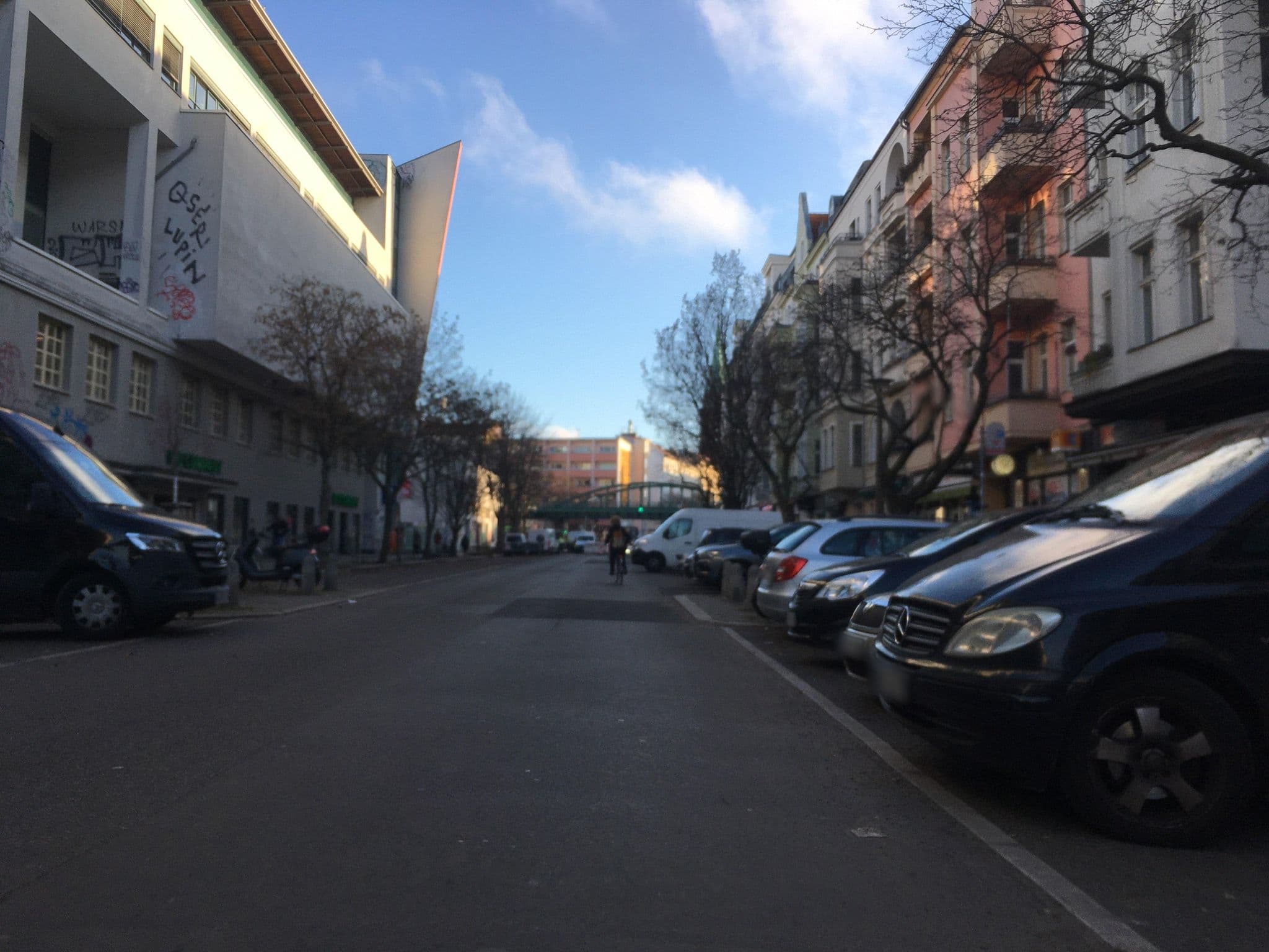 Street view near City Guesthouse Pension Berlin und Cafe Restaurant Shan Shan, Prenzlauer Berg — © carlheinz (CC BY-SA · Mapillary)
