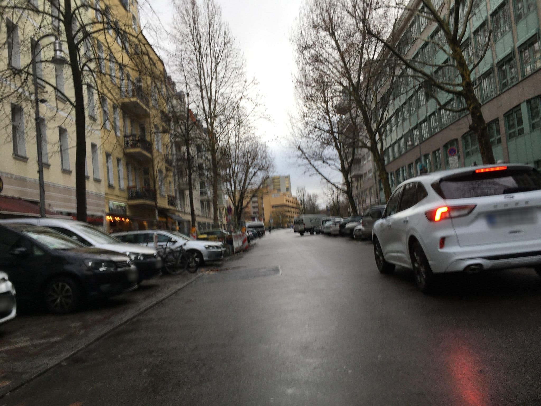 Street view near Ferienwohnung Palco, Hansaviertel — © carlheinz (CC BY-SA · Mapillary)