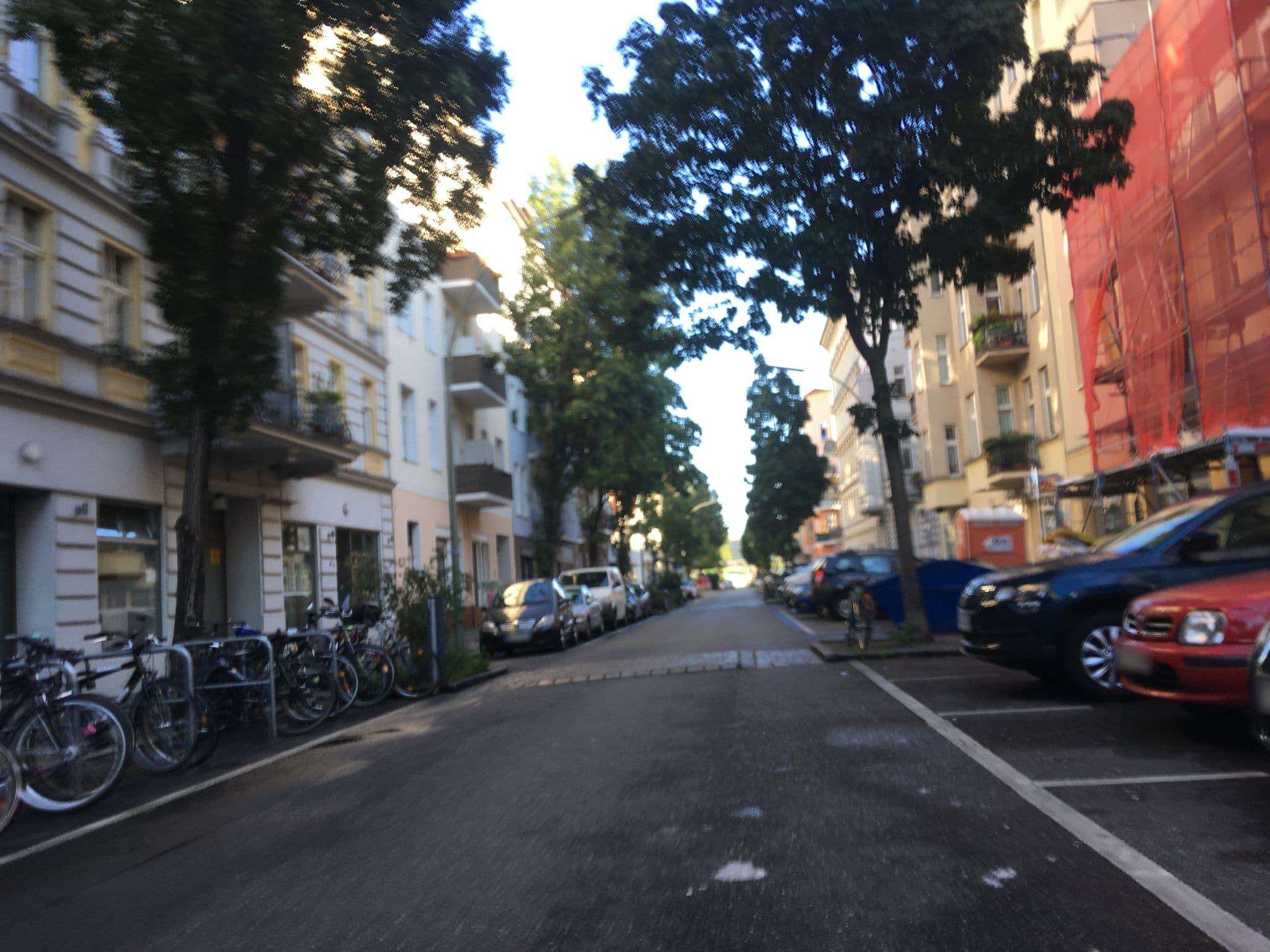 Street view near Ferienwohnung Berlin Tiergarten, Moabit — © carlheinz (CC BY-SA · Mapillary)