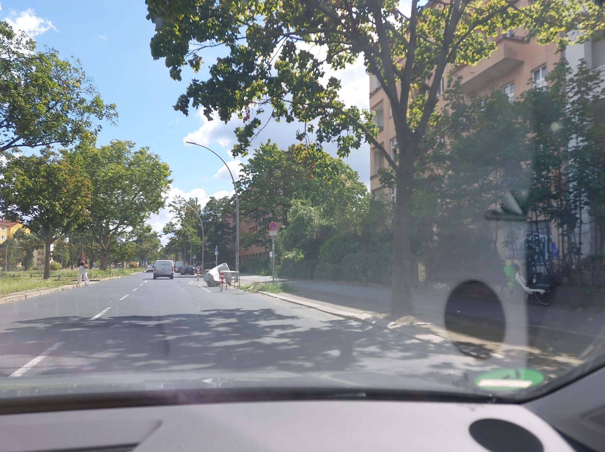 Street view near Wyndham Garden Berlin Mitte, Gesundbrunnen — © DBSEV_SBB (CC BY-SA · Mapillary)