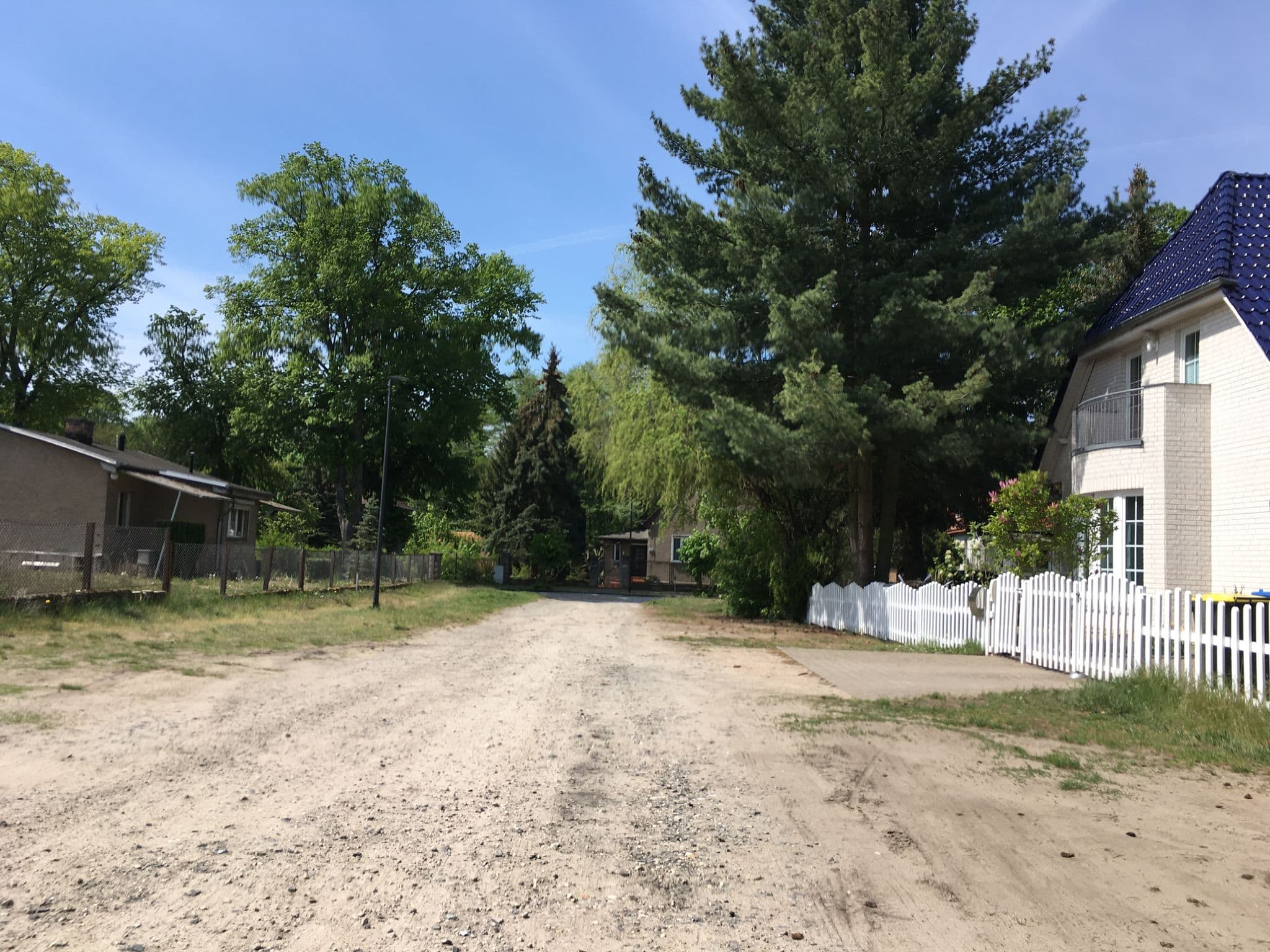 Street view near Pension - Ferienwohnung - Forner, Lübars — © carlheinz (CC BY-SA · Mapillary)