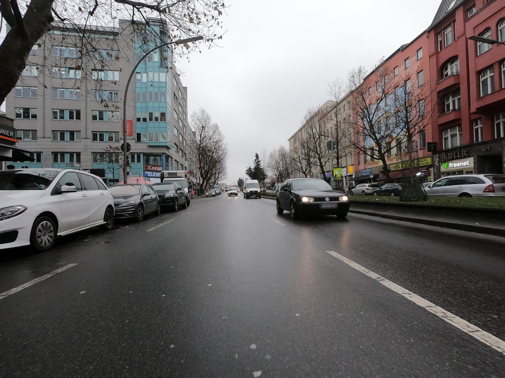 Street view near Precise Hotel Berlin Betriebs GmbH, Gesundbrunnen — © carlheinz (CC BY-SA · Mapillary)