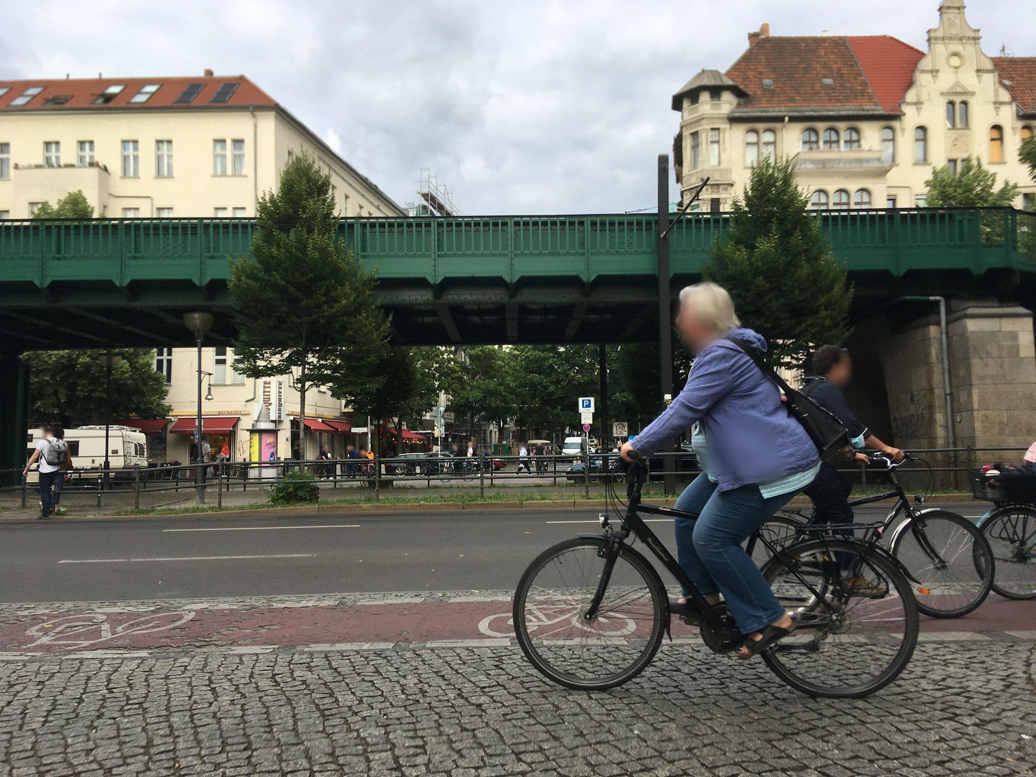 Street view near Paul Robeson Str. II, Gesundbrunnen — © carlheinz (CC BY-SA · Mapillary)