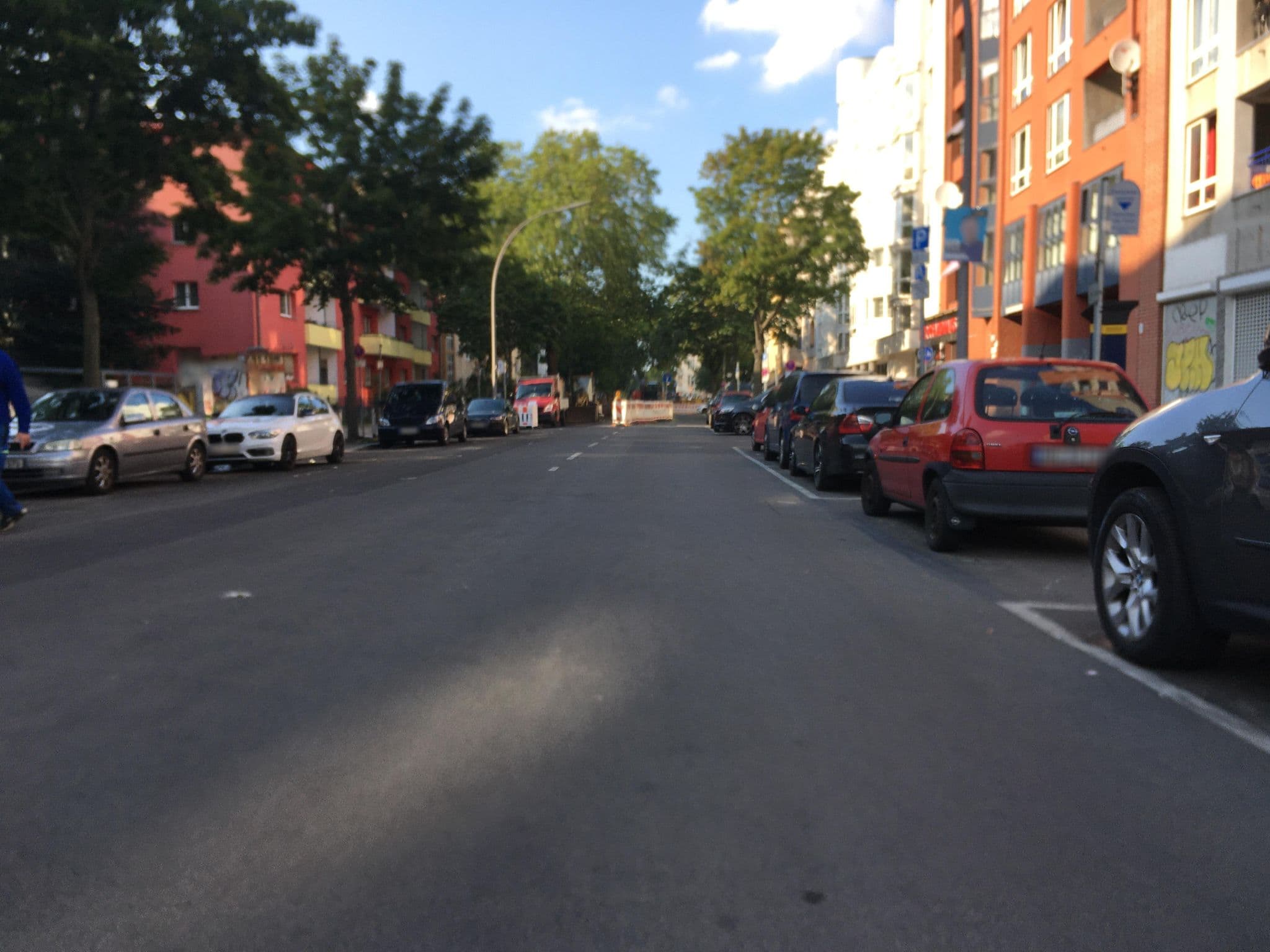 Street view near Hotel am Luisenbad, Gesundbrunnen — © carlheinz (CC BY-SA · Mapillary)