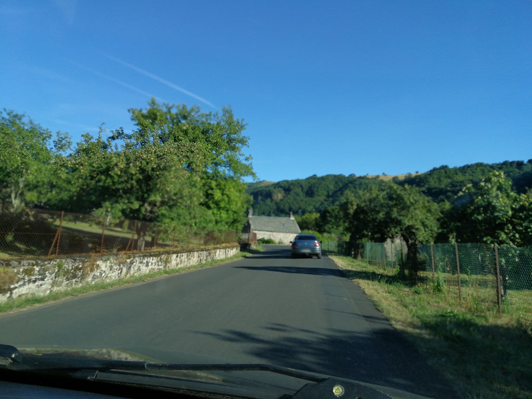 Street view near Auberge de l'Aspre, Saint-Cernin — © jerome_pietri (CC BY-SA · Mapillary)
